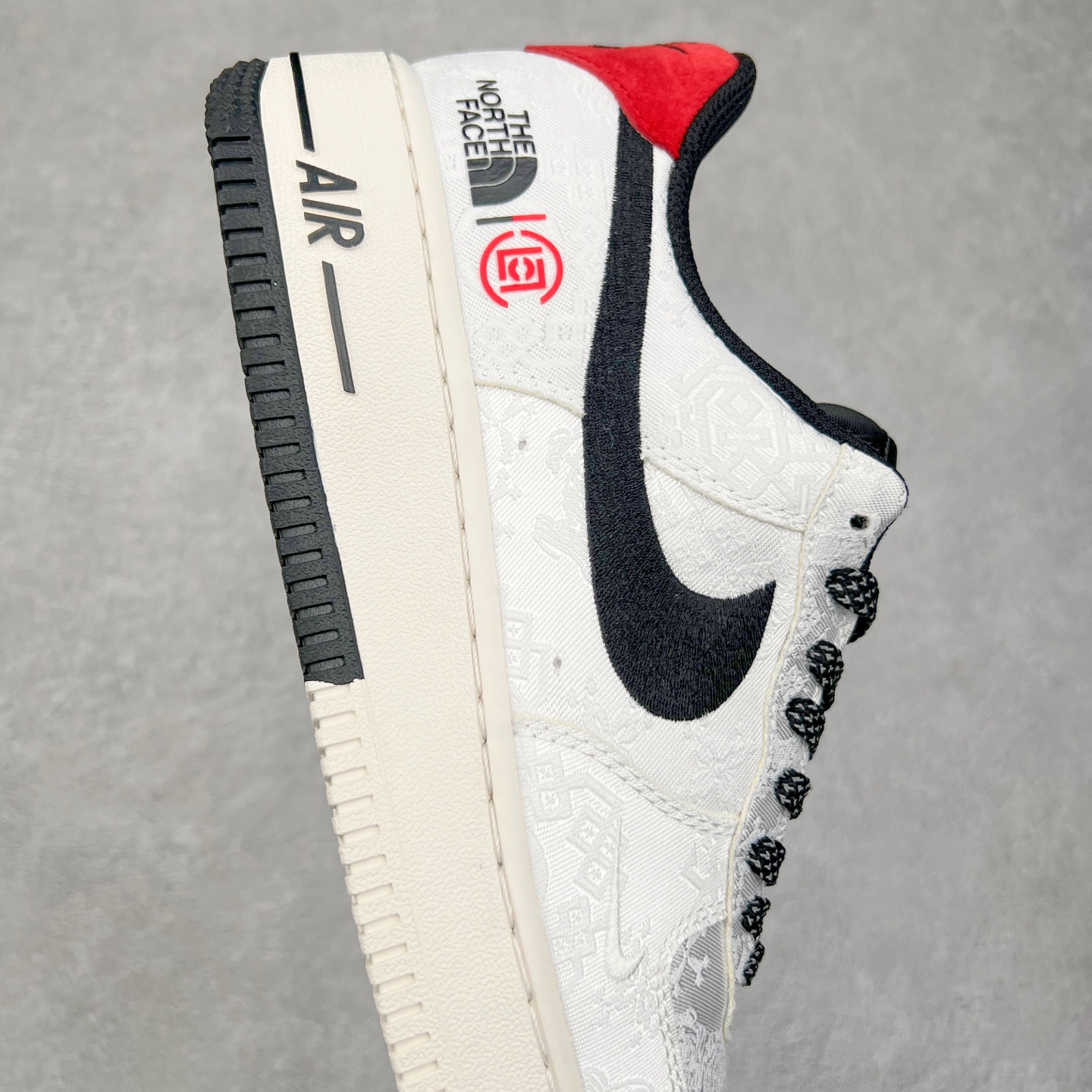 图片[6]-NK Air Force 1´07 Low 空军一号低帮百搭休闲运动板鞋 DM6868-054 柔软、弹性十足的缓震性能和出色的中底设计 横跨复古与现代的外型结合 造就出风靡全球 三十多年的Force 1 直到今天还深受青睐 尺码：36 36.5 37.5 38 38.5 39 40 40.5 41 42 42.5 43 44 44.5 45-选品中心