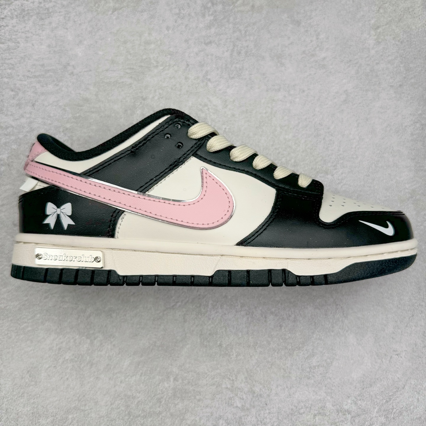 ＃YC纯原 NK Dunk Low 星辰蝶梦 BP1220-009 定制系列天花板 无原鞋不开发 全系列得物原鞋一比一校对开发 配色持续更新中 终端对接 优势输出 全套原厂楦头原纸板数据档案倾力打造 原汁原味莞产 极致还原 圈内最强针车工艺 高端零售指定版 广东原厂配套原盒原标 鞋盒分三个尺码段 原厂冲刀 超高清洁度 全鞋零毛边皮料切割 采用原厂百宏鞋带以及原厂百宏织唛舌标 内标可供原厂几率过验 进口原装条纹中底布 四线拉帮白色点胶 原厂拉帮手法遵循公司 原厂电绣 极致还原 尺码：36 36.5 37.5 38 38.5 39 40 40.5 41 42 42.5 43 44 44.5 45 46-选品中心