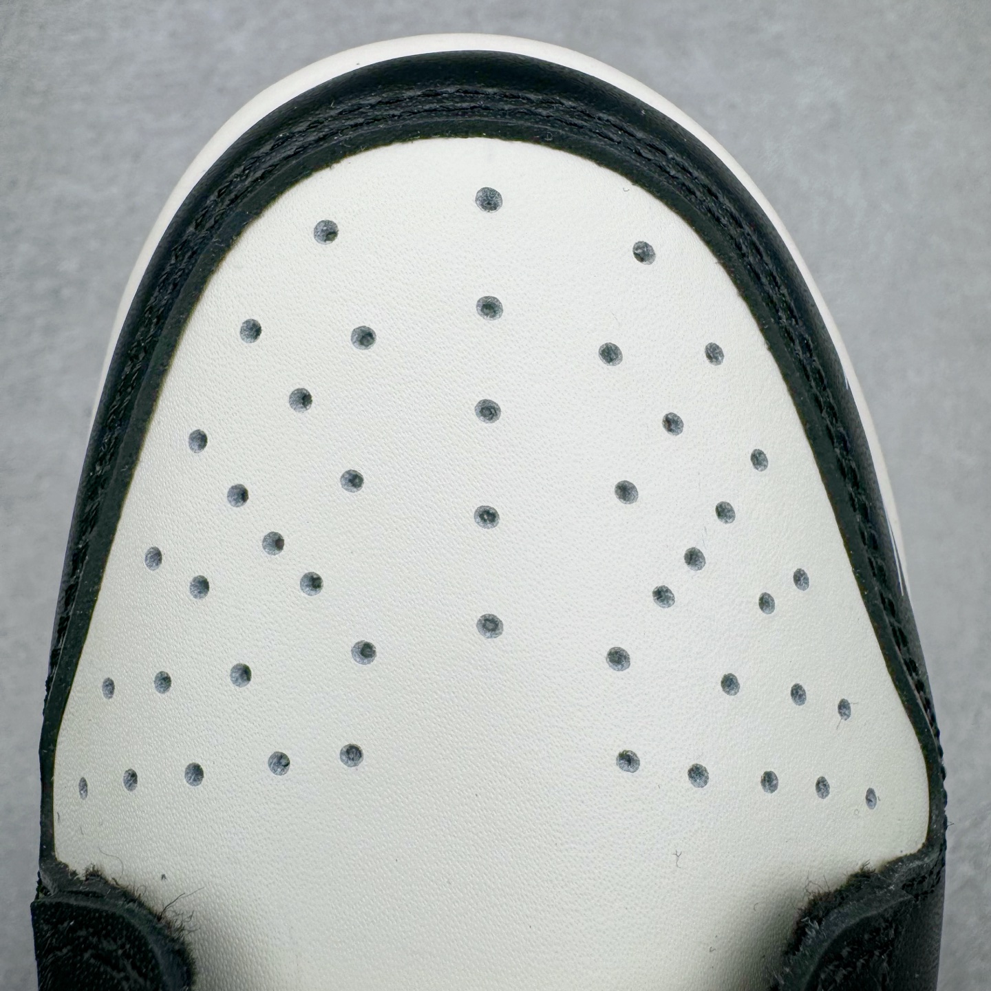 图片[15]-＃YC纯原 NK Dunk Low 星辰蝶梦 BP1220-009 定制系列天花板 无原鞋不开发 全系列得物原鞋一比一校对开发 配色持续更新中 终端对接 优势输出 全套原厂楦头原纸板数据档案倾力打造 原汁原味莞产 极致还原 圈内最强针车工艺 高端零售指定版 广东原厂配套原盒原标 鞋盒分三个尺码段 原厂冲刀 超高清洁度 全鞋零毛边皮料切割 采用原厂百宏鞋带以及原厂百宏织唛舌标 内标可供原厂几率过验 进口原装条纹中底布 四线拉帮白色点胶 原厂拉帮手法遵循公司 原厂电绣 极致还原 尺码：36 36.5 37.5 38 38.5 39 40 40.5 41 42 42.5 43 44 44.5 45 46-选品中心