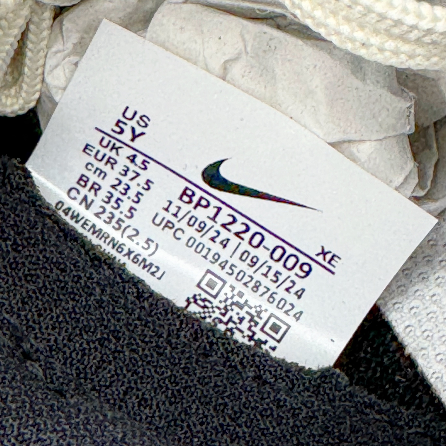 图片[10]-＃YC纯原 NK Dunk Low 星辰蝶梦 BP1220-009 定制系列天花板 无原鞋不开发 全系列得物原鞋一比一校对开发 配色持续更新中 终端对接 优势输出 全套原厂楦头原纸板数据档案倾力打造 原汁原味莞产 极致还原 圈内最强针车工艺 高端零售指定版 广东原厂配套原盒原标 鞋盒分三个尺码段 原厂冲刀 超高清洁度 全鞋零毛边皮料切割 采用原厂百宏鞋带以及原厂百宏织唛舌标 内标可供原厂几率过验 进口原装条纹中底布 四线拉帮白色点胶 原厂拉帮手法遵循公司 原厂电绣 极致还原 尺码：36 36.5 37.5 38 38.5 39 40 40.5 41 42 42.5 43 44 44.5 45 46-选品中心