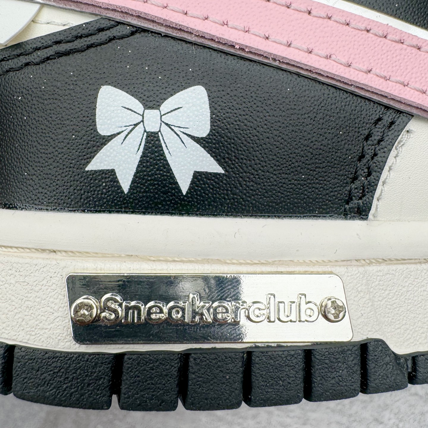 图片[18]-＃YC纯原 NK Dunk Low 星辰蝶梦 BP1220-009 定制系列天花板 无原鞋不开发 全系列得物原鞋一比一校对开发 配色持续更新中 终端对接 优势输出 全套原厂楦头原纸板数据档案倾力打造 原汁原味莞产 极致还原 圈内最强针车工艺 高端零售指定版 广东原厂配套原盒原标 鞋盒分三个尺码段 原厂冲刀 超高清洁度 全鞋零毛边皮料切割 采用原厂百宏鞋带以及原厂百宏织唛舌标 内标可供原厂几率过验 进口原装条纹中底布 四线拉帮白色点胶 原厂拉帮手法遵循公司 原厂电绣 极致还原 尺码：36 36.5 37.5 38 38.5 39 40 40.5 41 42 42.5 43 44 44.5 45 46-选品中心