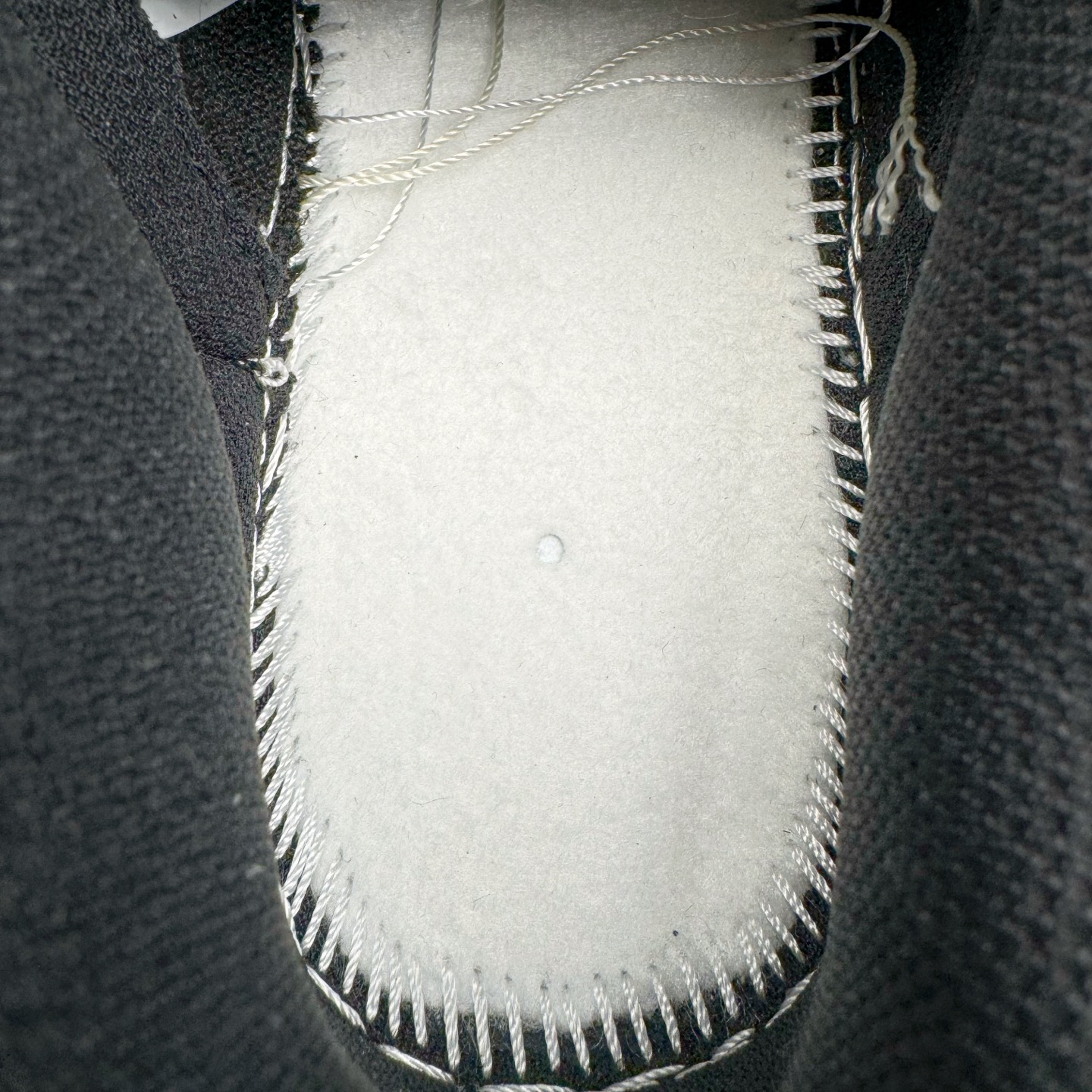 图片[12]-＃YC纯原 NK Dunk Low 星辰蝶梦 BP1220-009 定制系列天花板 无原鞋不开发 全系列得物原鞋一比一校对开发 配色持续更新中 终端对接 优势输出 全套原厂楦头原纸板数据档案倾力打造 原汁原味莞产 极致还原 圈内最强针车工艺 高端零售指定版 广东原厂配套原盒原标 鞋盒分三个尺码段 原厂冲刀 超高清洁度 全鞋零毛边皮料切割 采用原厂百宏鞋带以及原厂百宏织唛舌标 内标可供原厂几率过验 进口原装条纹中底布 四线拉帮白色点胶 原厂拉帮手法遵循公司 原厂电绣 极致还原 尺码：36 36.5 37.5 38 38.5 39 40 40.5 41 42 42.5 43 44 44.5 45 46-选品中心