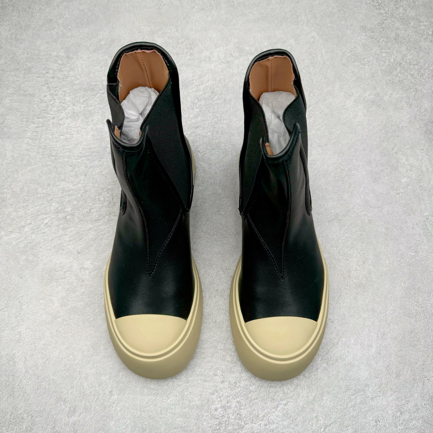 图片[2]-Marni Pablo Leather Mary Jane Sneaker 意大利奢侈品品牌-玛尼·巴勃罗·玛丽珍系列高帮松糕厚底百搭魔术贴大头增高板鞋 女鞋广东原产#采用软质粒面牛剖革鞋面材质#内里水染牛皮及乳胶脚垫#内嵌PU乳胶缓震脚垫#外置4.0cm厘米增高防滑耐磨TPR橡胶大底❗赵露思宋祖儿同款爆款大头鞋！尺码：35-40-选品中心