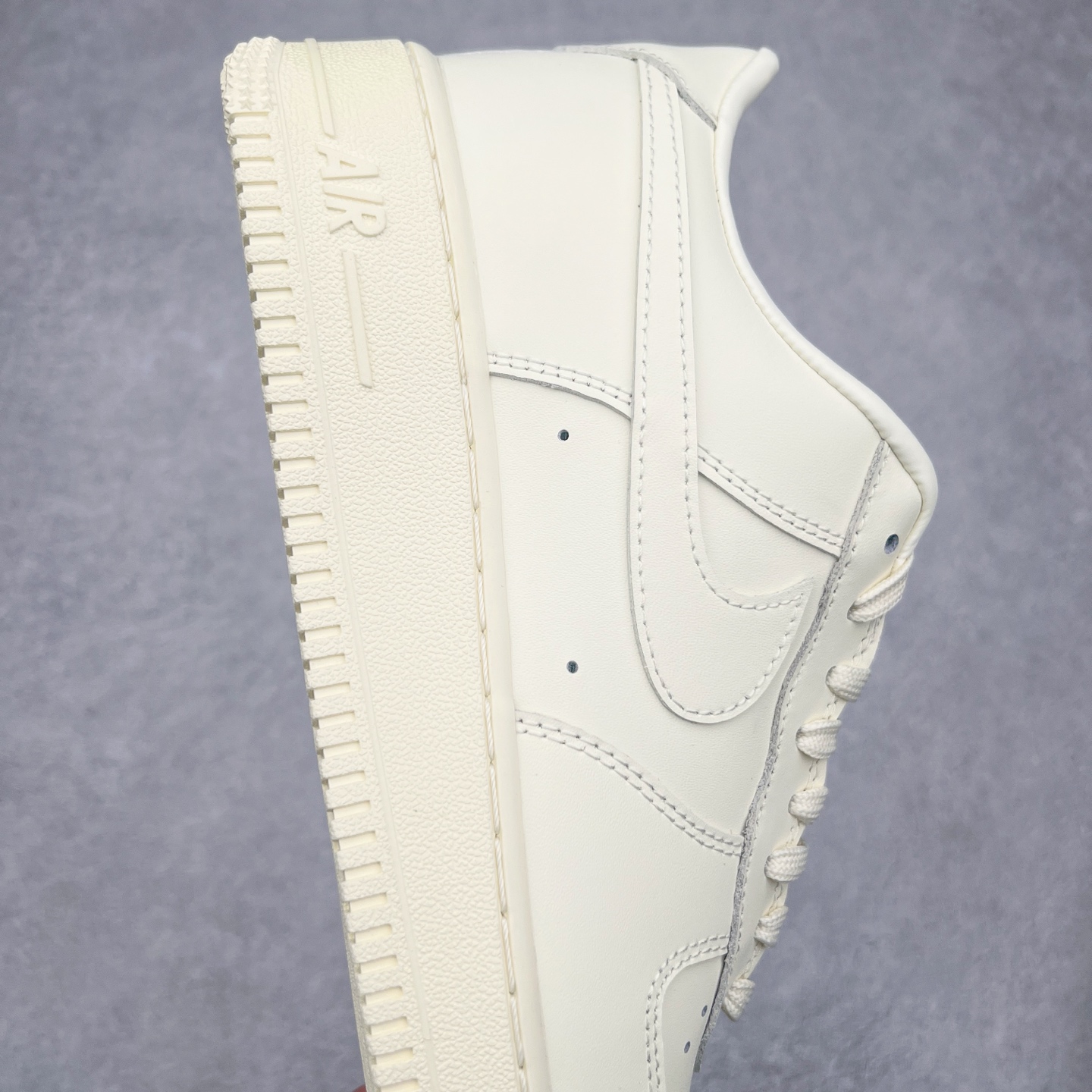 图片[6]-＃VF纯原福利 NK Air Force 1´07 Low 空军一号低帮百搭休闲运动板鞋 知名大厂出品 柔软、弹性十足的缓震性能和出色的中底设计 横跨复古与现代的外型结合 造就出风靡全球三十多年的Force 1 直到今天还深受青睐 尺码：35.5 36 36.5 37.5 38 38.5 39 40 40.5 41 42 42.5 43 44 44.5 45-选品中心