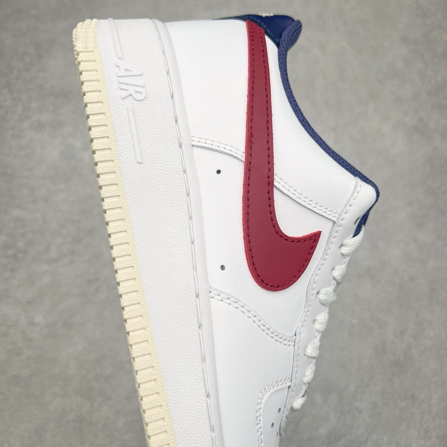 图片[6]-＃VF纯原福利 NK Air Force 1´07 Low 空军一号低帮百搭休闲运动板鞋 知名大厂出品 柔软、弹性十足的缓震性能和出色的中底设计 横跨复古与现代的外型结合 造就出风靡全球三十多年的Force 1 直到今天还深受青睐 尺码：35.5 36 36.5 37.5 38 38.5 39 40 40.5 41 42 42.5 43 44 44.5 45-选品中心