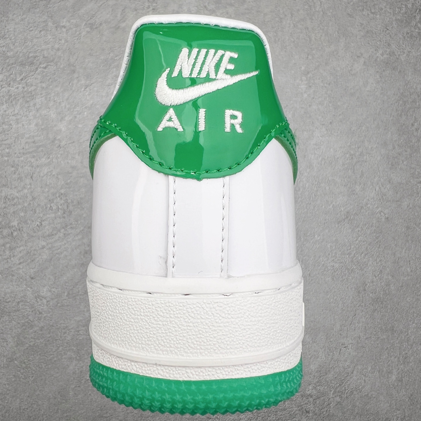 图片[8]-＃VF纯原福利 NK Air Force 1´07 Low 空军一号低帮百搭休闲运动板鞋 知名大厂出品 柔软、弹性十足的缓震性能和出色的中底设计 横跨复古与现代的外型结合 造就出风靡全球三十多年的Force 1 直到今天还深受青睐 尺码：35.5 36 36.5 37.5 38 38.5 39 40 40.5 41 42 42.5 43 44 44.5 45-选品中心