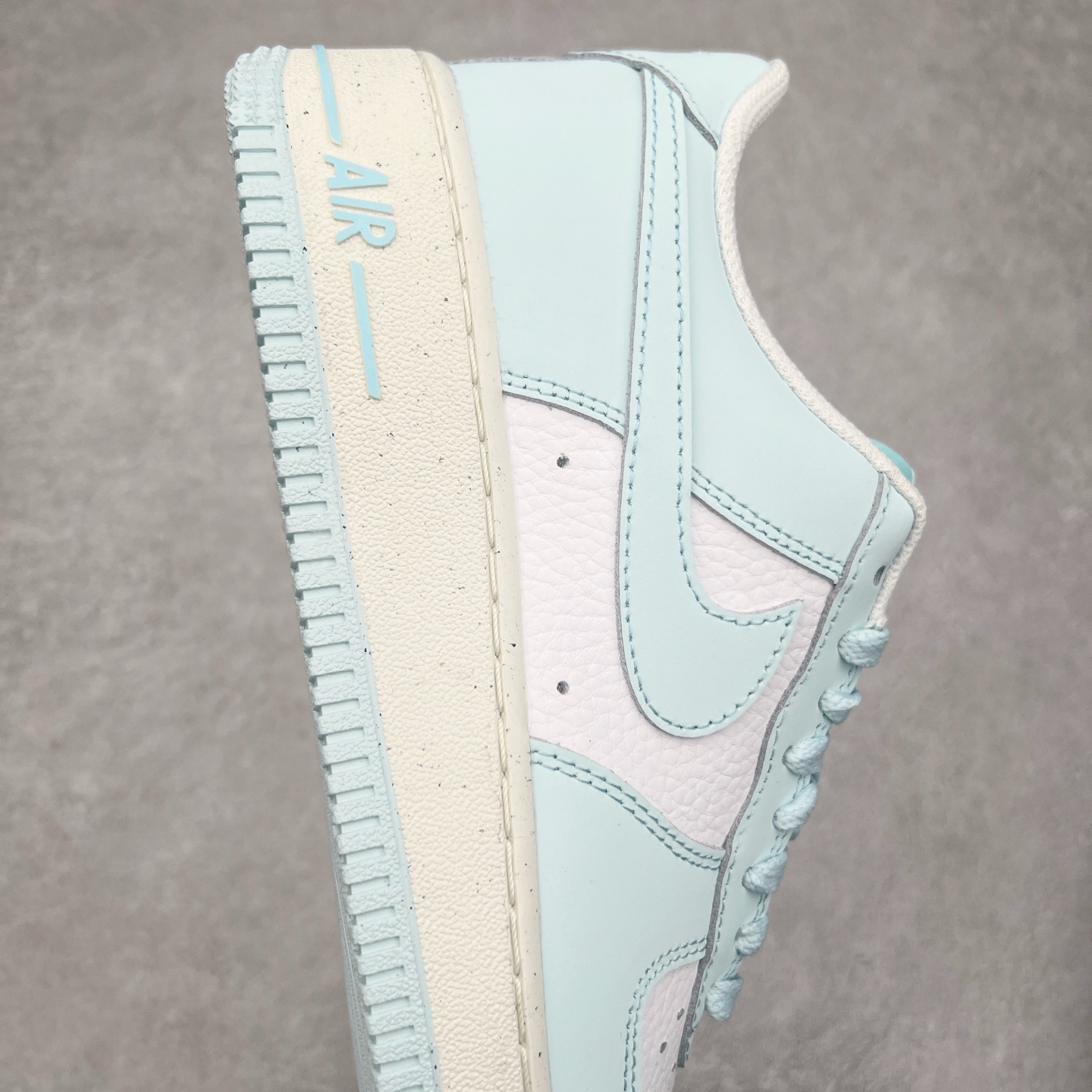 图片[6]-＃VF纯原福利 NK Air Force 1´07 Low 空军一号低帮百搭休闲运动板鞋 知名大厂出品 柔软、弹性十足的缓震性能和出色的中底设计 横跨复古与现代的外型结合 造就出风靡全球三十多年的Force 1 直到今天还深受青睐 尺码：35.5 36 36.5 37.5 38 38.5 39 40 40.5 41 42 42.5 43 44 44.5 45-选品中心