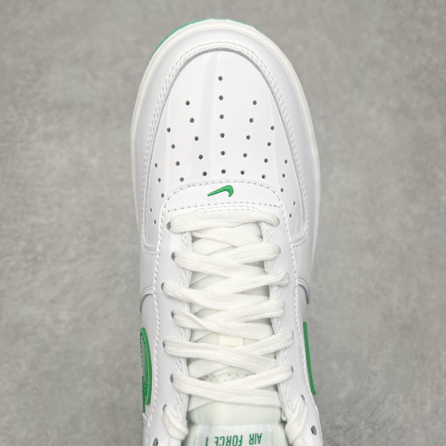 图片[4]-＃VF纯原福利 NK Air Force 1´07 Low 空军一号低帮百搭休闲运动板鞋 知名大厂出品 柔软、弹性十足的缓震性能和出色的中底设计 横跨复古与现代的外型结合 造就出风靡全球三十多年的Force 1 直到今天还深受青睐 尺码：35.5 36 36.5 37.5 38 38.5 39 40 40.5 41 42 42.5 43 44 44.5 45-选品中心