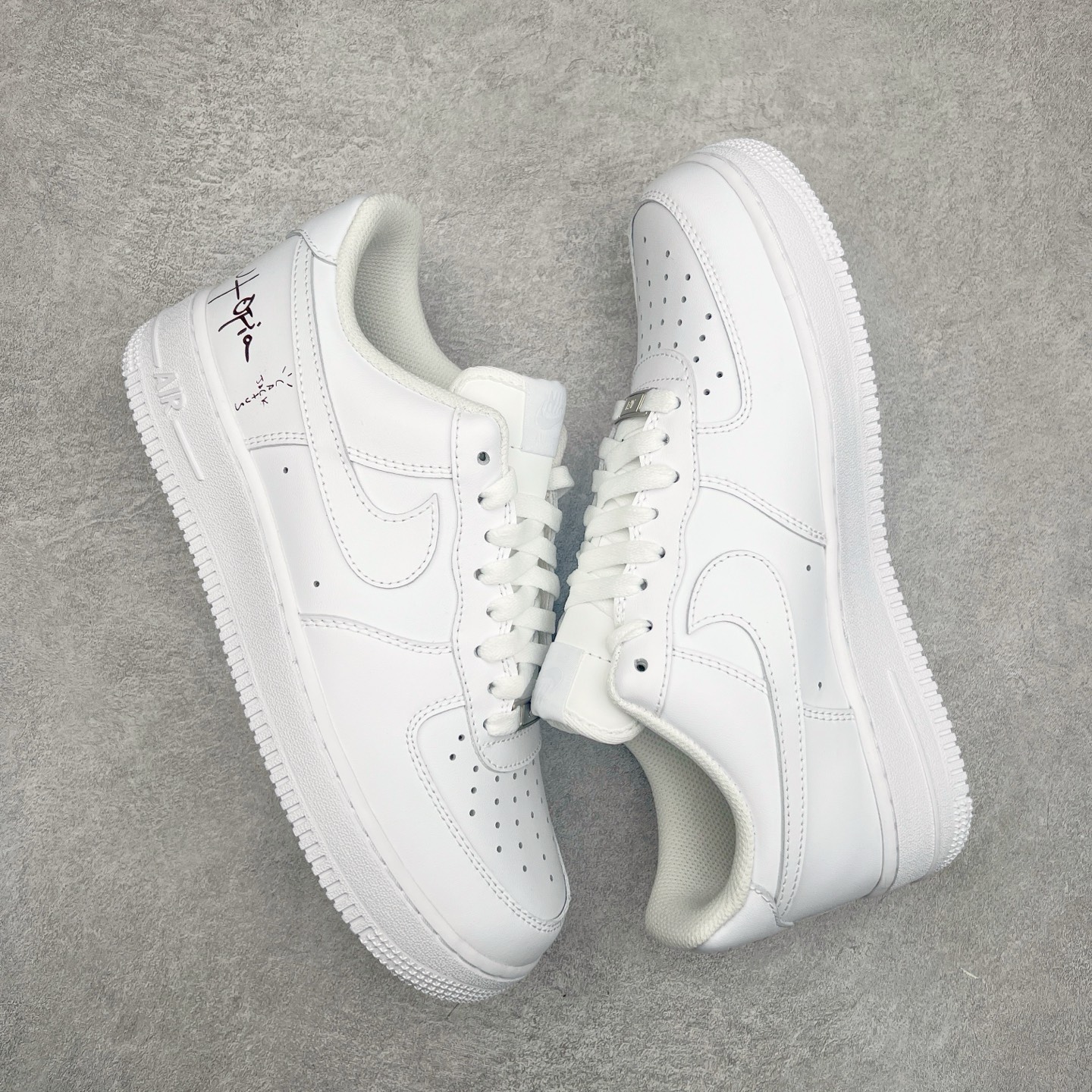 图片[3]-＃VF纯原福利 NK Air Force 1´07 Low 空军一号低帮百搭休闲运动板鞋 知名大厂出品 柔软、弹性十足的缓震性能和出色的中底设计 横跨复古与现代的外型结合 造就出风靡全球三十多年的Force 1 直到今天还深受青睐 尺码：35.5 36 36.5 37.5 38 38.5 39 40 40.5 41 42 42.5 43 44 44.5 45-选品中心