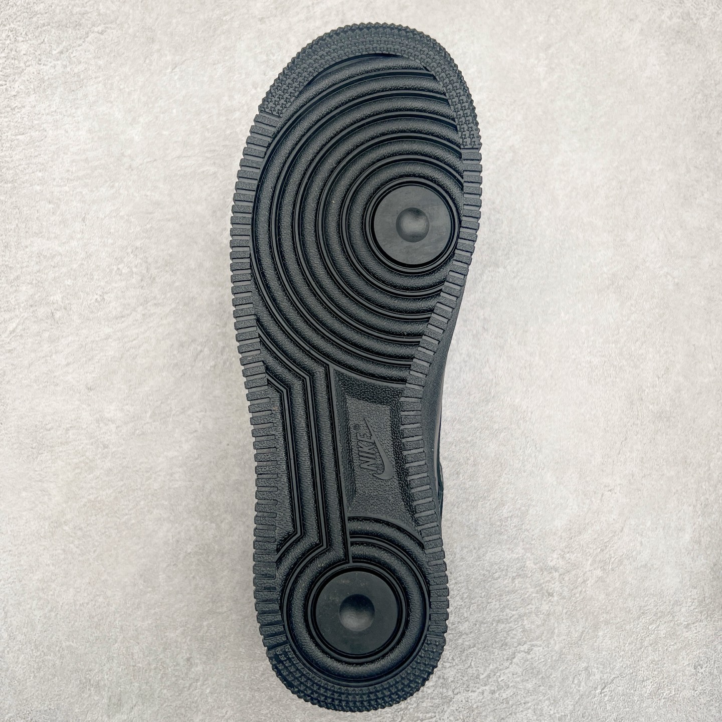 图片[9]-＃VF纯原福利 NK Air Force 1´07 Low 空军一号低帮百搭休闲运动板鞋 知名大厂出品 柔软、弹性十足的缓震性能和出色的中底设计 横跨复古与现代的外型结合 造就出风靡全球三十多年的Force 1 直到今天还深受青睐 尺码：35.5 36 36.5 37.5 38 38.5 39 40 40.5 41 42 42.5 43 44 44.5 45-选品中心