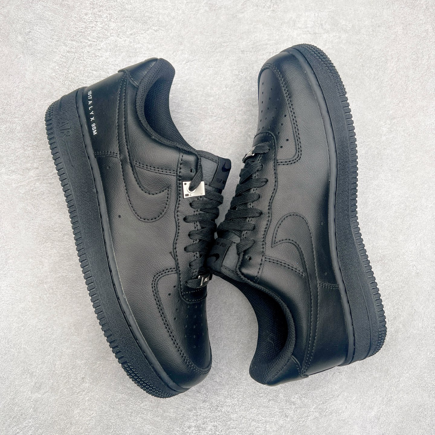 图片[3]-＃VF纯原福利 NK Air Force 1´07 Low 空军一号低帮百搭休闲运动板鞋 知名大厂出品 柔软、弹性十足的缓震性能和出色的中底设计 横跨复古与现代的外型结合 造就出风靡全球三十多年的Force 1 直到今天还深受青睐 尺码：35.5 36 36.5 37.5 38 38.5 39 40 40.5 41 42 42.5 43 44 44.5 45-选品中心