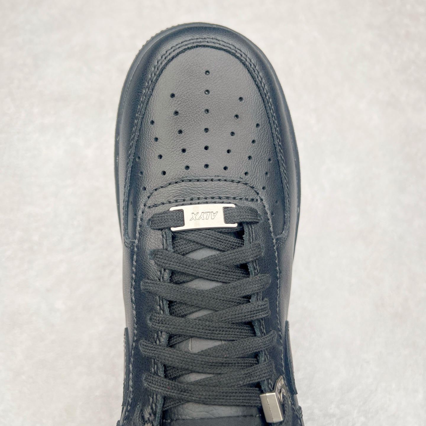 图片[4]-＃VF纯原福利 NK Air Force 1´07 Low 空军一号低帮百搭休闲运动板鞋 知名大厂出品 柔软、弹性十足的缓震性能和出色的中底设计 横跨复古与现代的外型结合 造就出风靡全球三十多年的Force 1 直到今天还深受青睐 尺码：35.5 36 36.5 37.5 38 38.5 39 40 40.5 41 42 42.5 43 44 44.5 45-选品中心