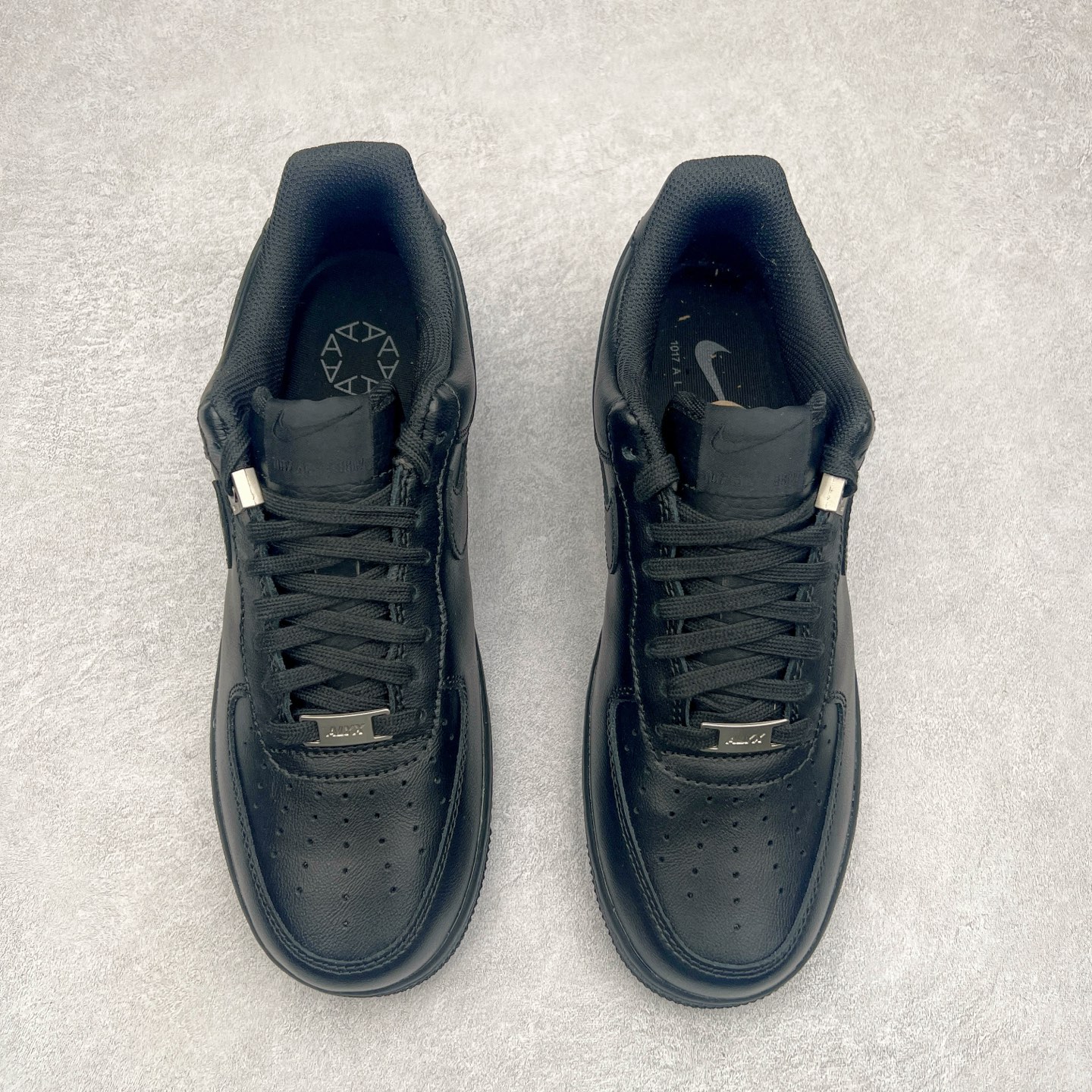 图片[2]-＃VF纯原福利 NK Air Force 1´07 Low 空军一号低帮百搭休闲运动板鞋 知名大厂出品 柔软、弹性十足的缓震性能和出色的中底设计 横跨复古与现代的外型结合 造就出风靡全球三十多年的Force 1 直到今天还深受青睐 尺码：35.5 36 36.5 37.5 38 38.5 39 40 40.5 41 42 42.5 43 44 44.5 45-选品中心