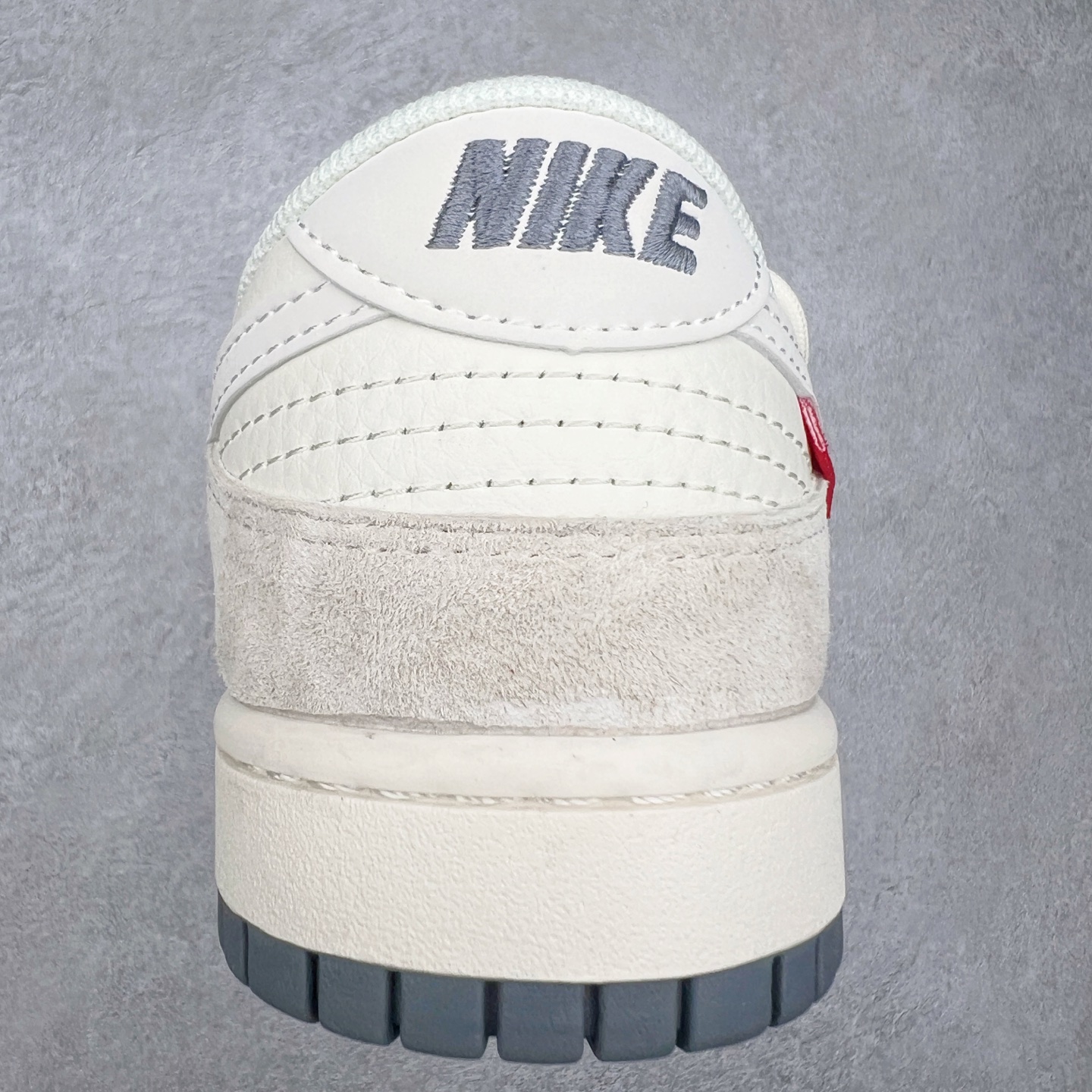 图片[8]-NK Dunk Low 定制配色 XX3168-121 大厂出品 极力推荐 原装头层材料 独家版型蒸餾加工帶來的是更好的视觉和脚感体验大厂纯原品质出货 清洁度 电绣工艺 皮料切割干净无任何毛边 细节完美 尺码：36 36.5 37.5 38 38.5 39 40 40.5 41 42 42.5 43 44 44.5 45-选品中心