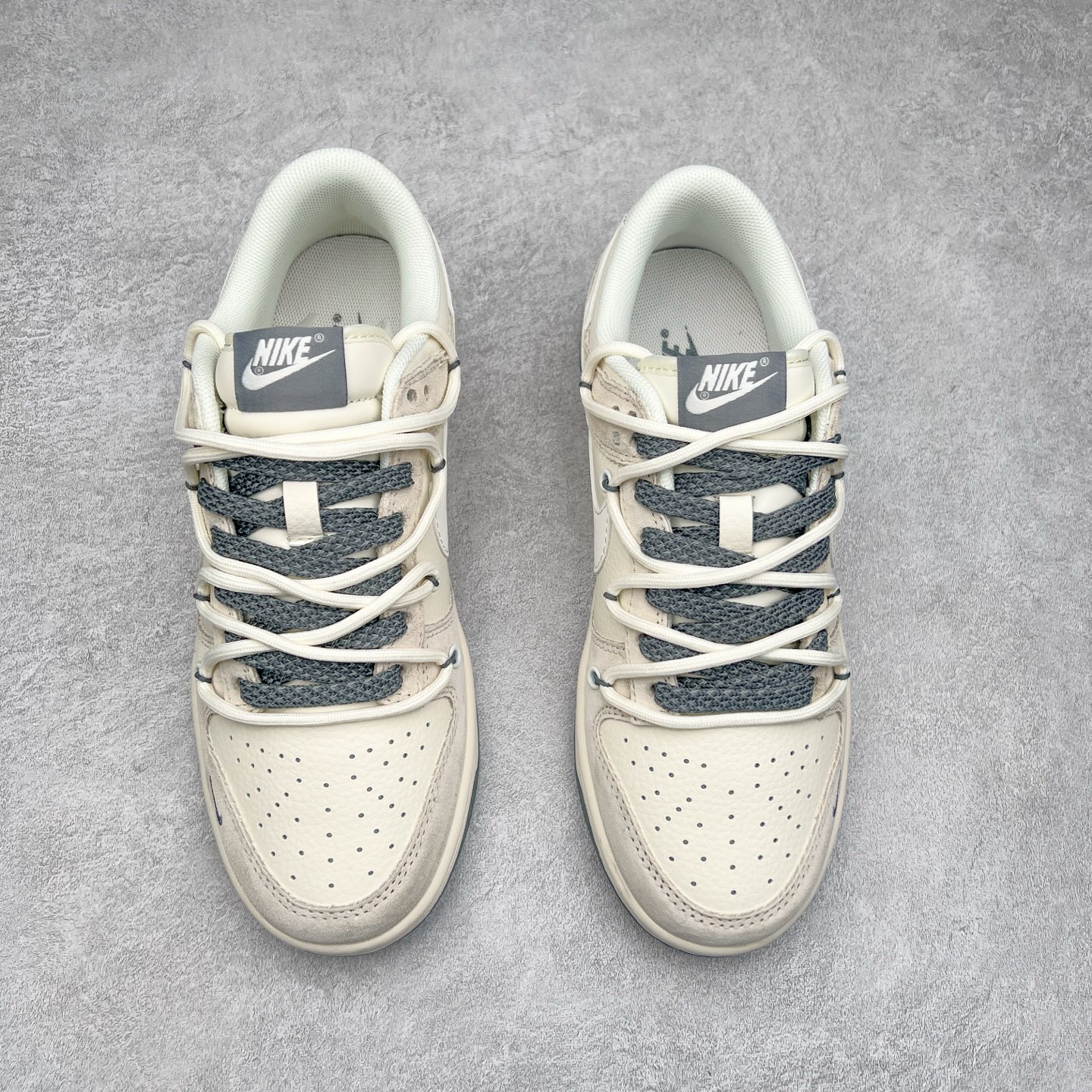 图片[2]-NK Dunk Low 定制配色 XX3168-121 大厂出品 极力推荐 原装头层材料 独家版型蒸餾加工帶來的是更好的视觉和脚感体验大厂纯原品质出货 清洁度 电绣工艺 皮料切割干净无任何毛边 细节完美 尺码：36 36.5 37.5 38 38.5 39 40 40.5 41 42 42.5 43 44 44.5 45-选品中心