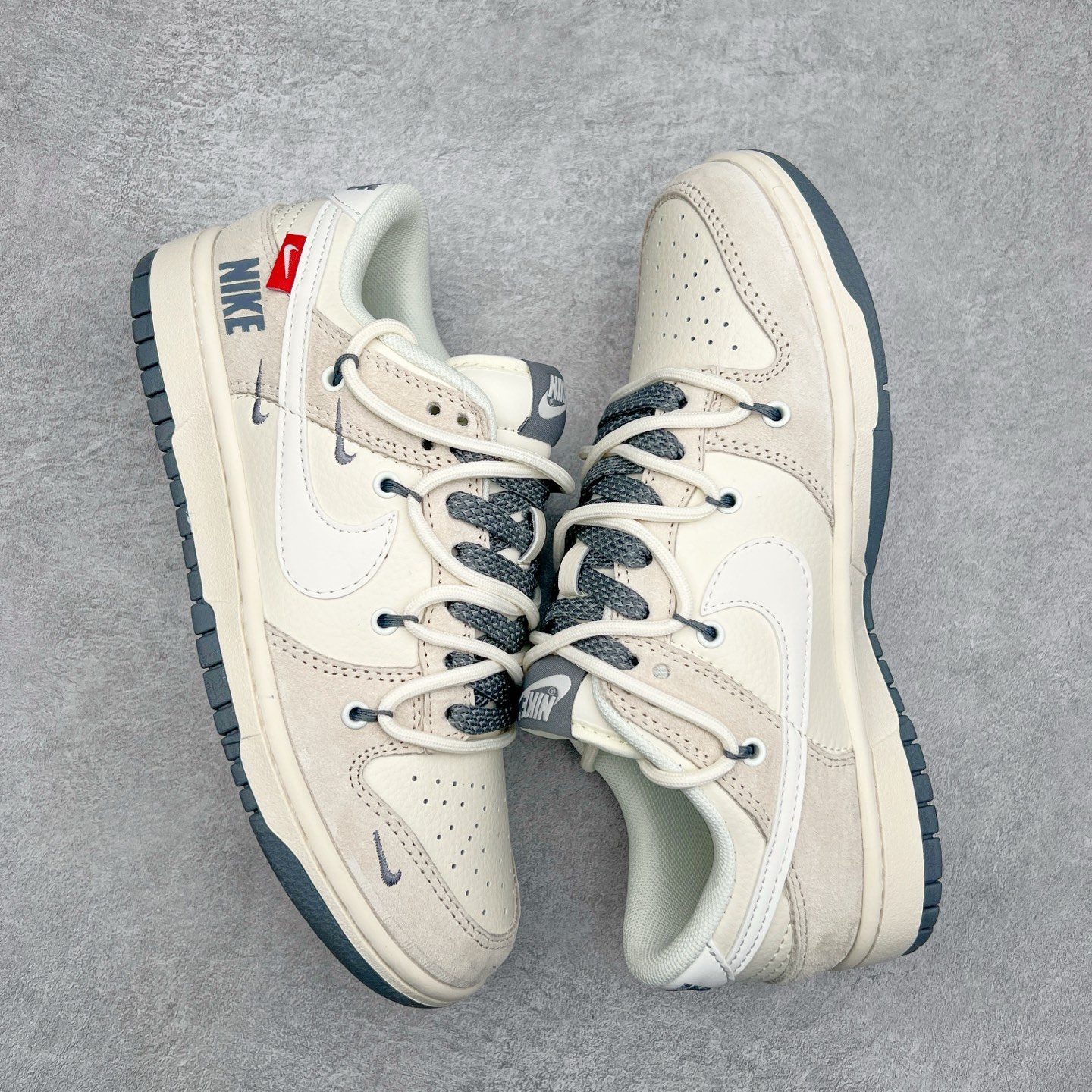 图片[3]-NK Dunk Low 定制配色 XX3168-121 大厂出品 极力推荐 原装头层材料 独家版型蒸餾加工帶來的是更好的视觉和脚感体验大厂纯原品质出货 清洁度 电绣工艺 皮料切割干净无任何毛边 细节完美 尺码：36 36.5 37.5 38 38.5 39 40 40.5 41 42 42.5 43 44 44.5 45-选品中心