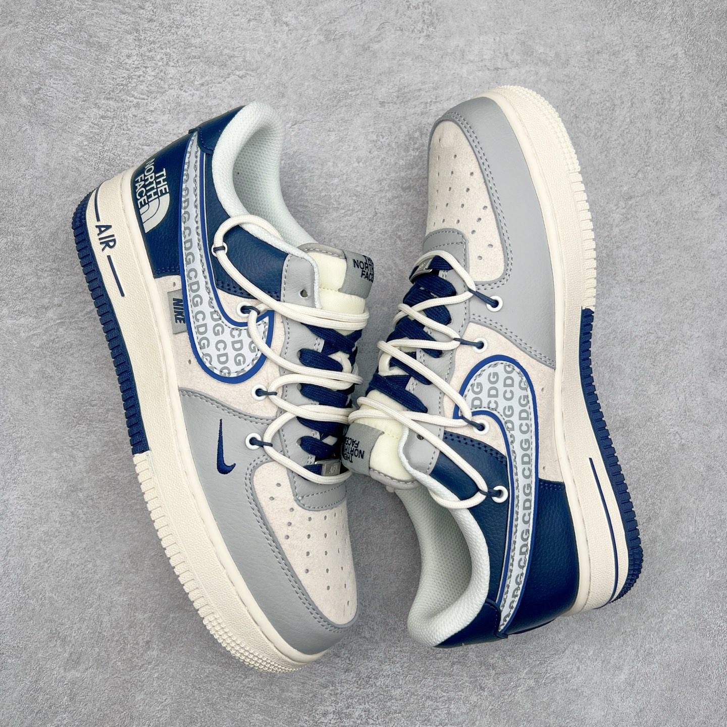 图片[3]-NK Air Force 1´07 Low 空军一号低帮百搭休闲运动板鞋 DM6688-024 柔软、弹性十足的缓震性能和出色的中底设计 横跨复古与现代的外型结合 造就出风靡全球 三十多年的Force 1 直到今天还深受青睐 尺码：36 36.5 37.5 38 38.5 39 40 40.5 41 42 42.5 43 44 44.5 45-选品中心