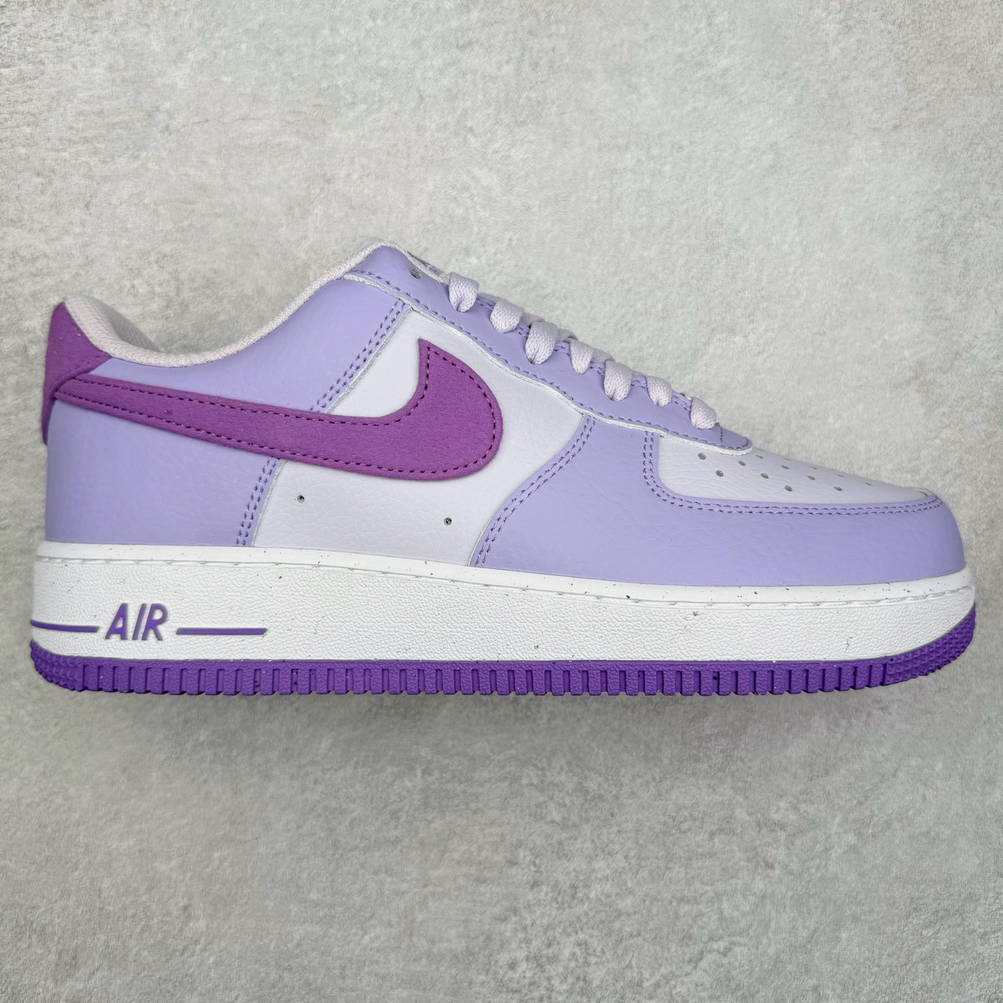 ＃VF纯原福利 NK Air Force 1´07 Low 空军一号低帮百搭休闲运动板鞋 知名大厂出品 柔软、弹性十足的缓震性能和出色的中底设计 横跨复古与现代的外型结合 造就出风靡全球三十多年的Force 1 直到今天还深受青睐 尺码：35.5 36 36.5 37.5 38 38.5 39 40 40.5 41 42 42.5 43 44 44.5 45-选品中心