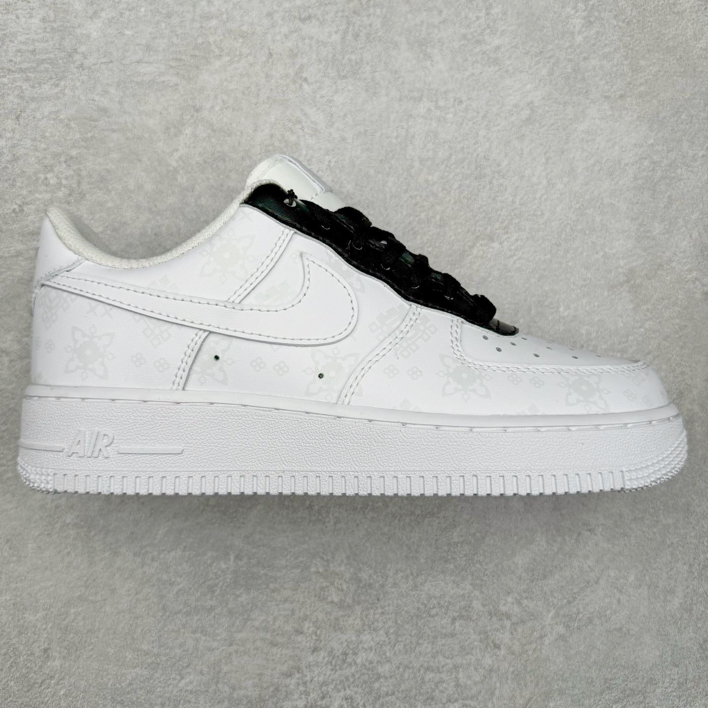 图片[6]-＃VF纯原福利 NK Air Force 1´07 Low 空军一号低帮百搭休闲运动板鞋 知名大厂出品 柔软、弹性十足的缓震性能和出色的中底设计 横跨复古与现代的外型结合 造就出风靡全球三十多年的Force 1 直到今天还深受青睐 尺码：35.5 36 36.5 37.5 38 38.5 39 40 40.5 41 42 42.5 43 44 44.5 45-选品中心