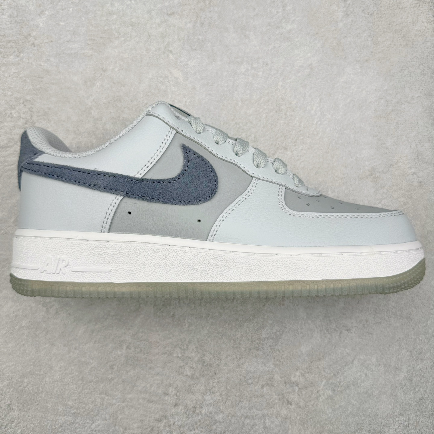 图片[9]-＃VF纯原福利 NK Air Force 1´07 Low 空军一号低帮百搭休闲运动板鞋 知名大厂出品 柔软、弹性十足的缓震性能和出色的中底设计 横跨复古与现代的外型结合 造就出风靡全球三十多年的Force 1 直到今天还深受青睐 尺码：35.5 36 36.5 37.5 38 38.5 39 40 40.5 41 42 42.5 43 44 44.5 45-选品中心