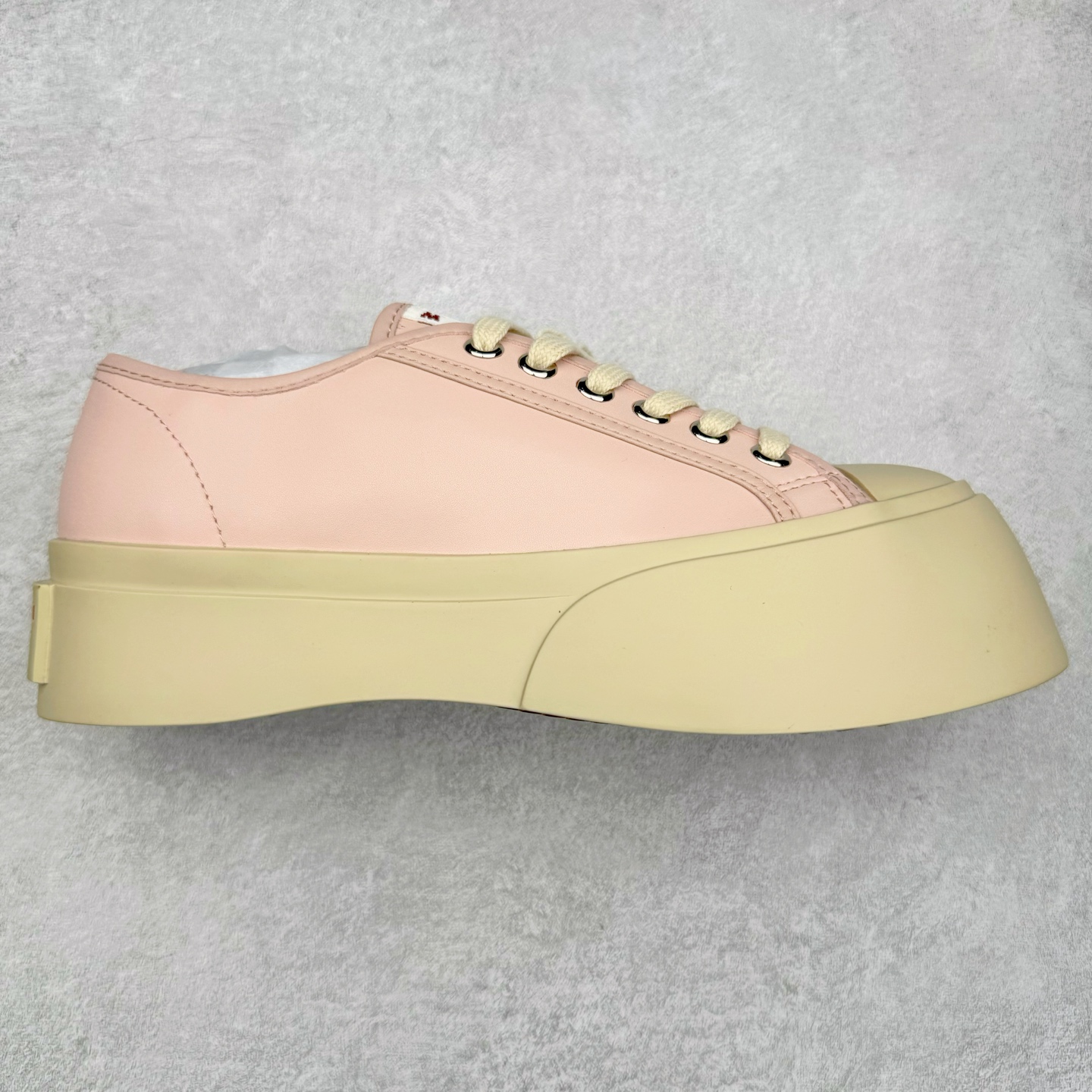 图片[5]-Marni Pablo Leather Mary Jane Sneaker 意大利奢侈品品牌-玛尼·巴勃罗·玛丽珍系列低帮松糕厚底百搭魔术贴大头增高板鞋 女鞋广东原产#采用软质粒面牛剖革鞋面材质#内里水染牛皮及乳胶脚垫#内嵌PU乳胶缓震脚垫#外置4.0cm厘米增高防滑耐磨TPR橡胶大底❗赵露思宋祖儿同款爆款大头鞋！尺码：35-40-选品中心