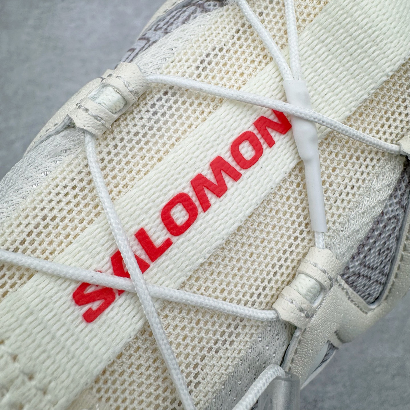 图片[14]-＃绿X/GX Salomon XT-QUEST ADV 萨洛蒙潮流越野机能户外功能鞋 纯原外贸平台特供订单 耗时半年巨作 全套原纸板楦头开发 原厂特供网布配套加持 确保原汁原味 完美呈现版型 原档数据独家私模五层组合大底 男女鞋同步官方开发至46.5 原装Ortholite轻量化鞋垫 中底布带钢印编号 原厂TPU锁扣 进口港宝加持 后跟自然饱满 还原公司包裹性 基于 SALOMON 初代 XT 鞋身造型并搭载 4D ADVANCED CHASSIS™ 大底打造而成 为这款 XT-QUEST 带来了多项足部控制与保护等功能性 如在运动过程中控制左右晃动的过程而提高稳定性、改善长途越野过程中足中到足尖的过渡、提高感知岩石的精确度以抵抗尖锐物体对脚底的伤害以及采用动态缓冲来增强穿着舒适感 从而减轻疲劳感 使 XT-QUEST 成为一双舒适且安全的户外之履 尺码：36 36.5 37.5 38 38.5 39 40 40.5 41 42 42.5 43 44 44.5 45 46 46.5-选品中心