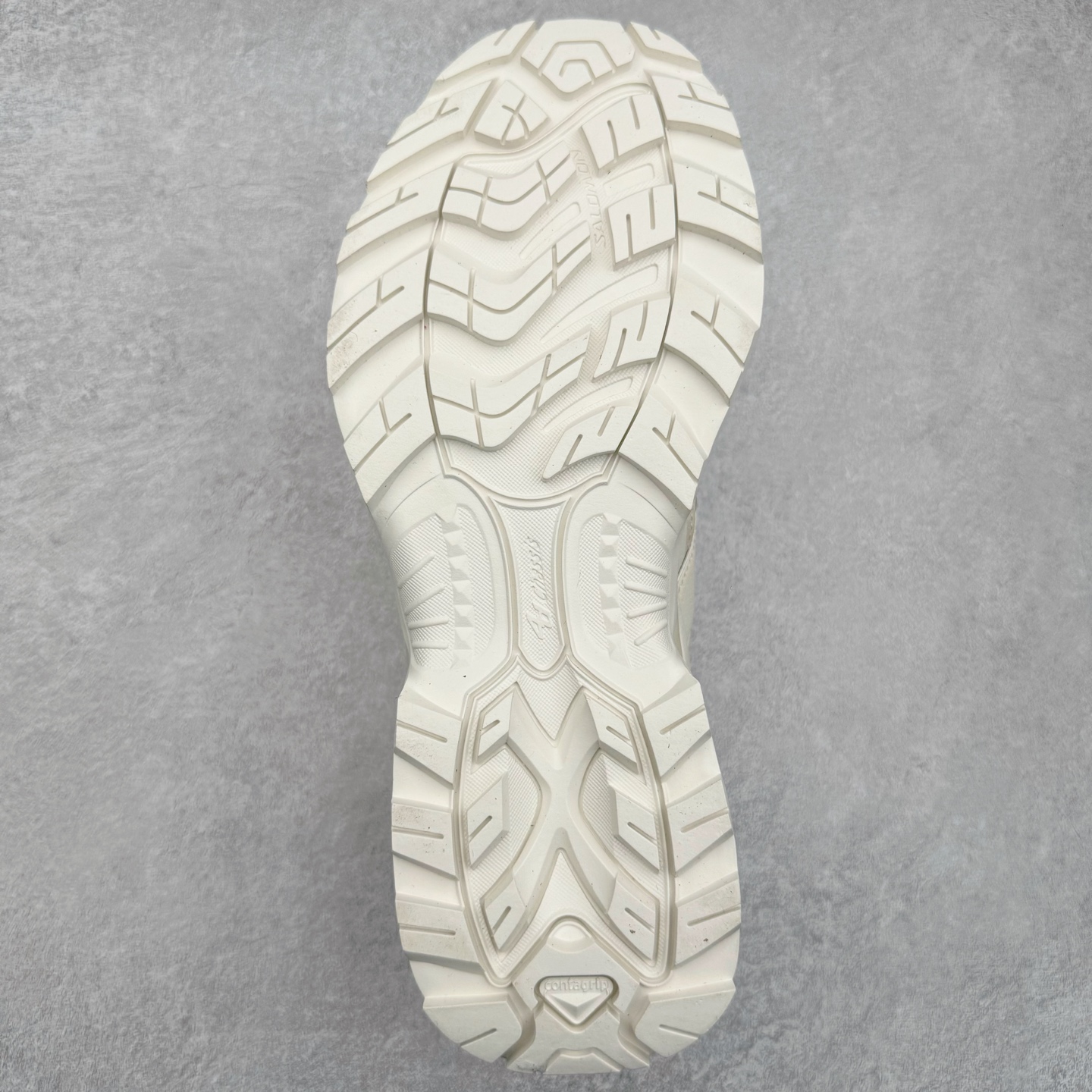 图片[9]-＃绿X/GX Salomon XT-QUEST ADV 萨洛蒙潮流越野机能户外功能鞋 纯原外贸平台特供订单 耗时半年巨作 全套原纸板楦头开发 原厂特供网布配套加持 确保原汁原味 完美呈现版型 原档数据独家私模五层组合大底 男女鞋同步官方开发至46.5 原装Ortholite轻量化鞋垫 中底布带钢印编号 原厂TPU锁扣 进口港宝加持 后跟自然饱满 还原公司包裹性 基于 SALOMON 初代 XT 鞋身造型并搭载 4D ADVANCED CHASSIS™ 大底打造而成 为这款 XT-QUEST 带来了多项足部控制与保护等功能性 如在运动过程中控制左右晃动的过程而提高稳定性、改善长途越野过程中足中到足尖的过渡、提高感知岩石的精确度以抵抗尖锐物体对脚底的伤害以及采用动态缓冲来增强穿着舒适感 从而减轻疲劳感 使 XT-QUEST 成为一双舒适且安全的户外之履 尺码：36 36.5 37.5 38 38.5 39 40 40.5 41 42 42.5 43 44 44.5 45 46 46.5-选品中心