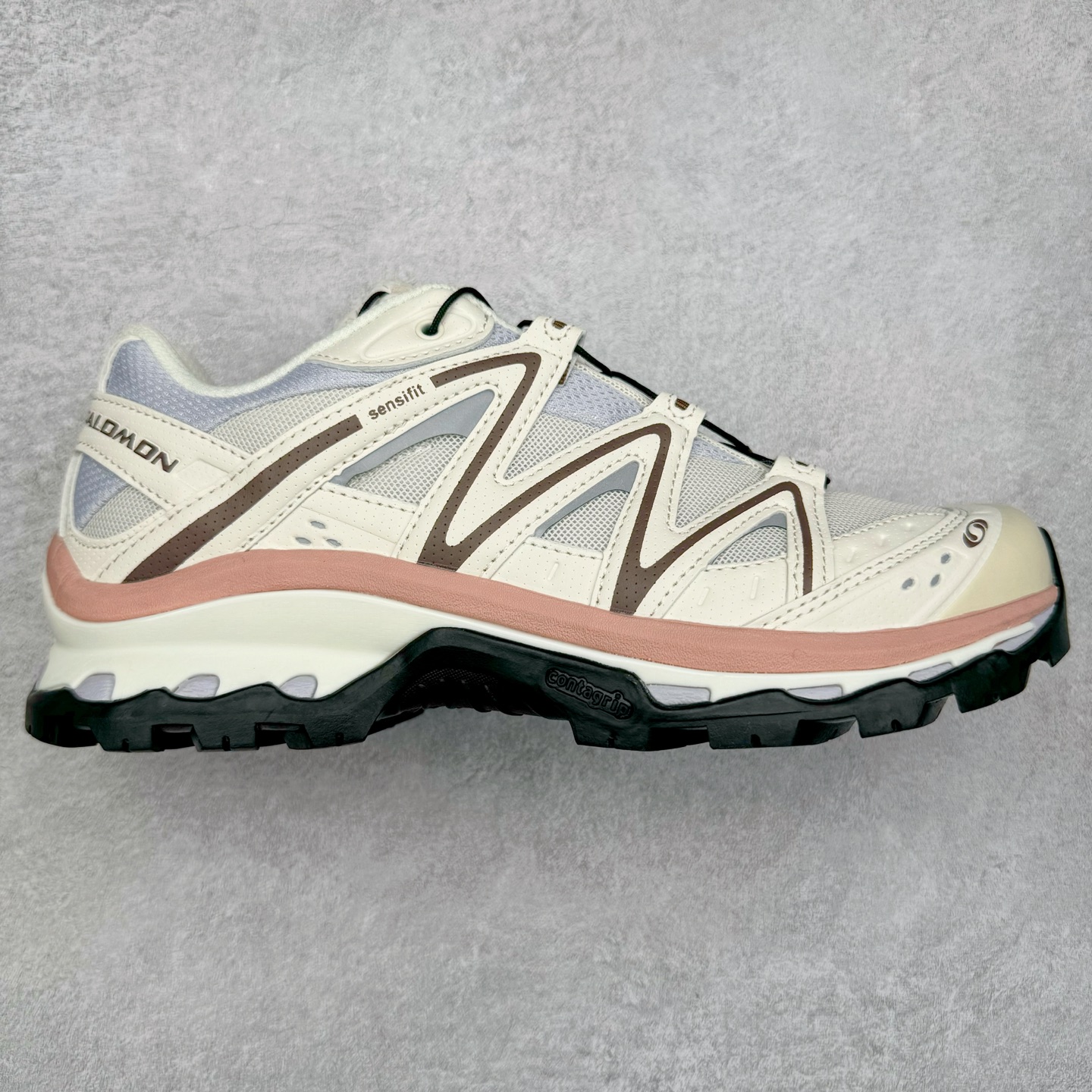 图片[6]-＃C版 Salomon XT-QUEST ADV 萨洛蒙潮流越野机能户外功能鞋 纯原外贸平台特供订单 耗时半年巨作 全套原纸板楦头开发 原厂特供网布配套加持 确保原汁原味 完美呈现版型 原档数据独家私模五层组合大底 男女鞋同步官方开发至46.5 原装Ortholite轻量化鞋垫 中底布带钢印编号 原厂TPU锁扣 进口港宝加持 后跟自然饱满 还原公司包裹性 基于 SALOMON 初代 XT 鞋身造型并搭载 4D ADVANCED CHASSIS™ 大底打造而成 为这款 XT-QUEST 带来了多项足部控制与保护等功能性 如在运动过程中控制左右晃动的过程而提高稳定性、改善长途越野过程中足中到足尖的过渡、提高感知岩石的精确度以抵抗尖锐物体对脚底的伤害以及采用动态缓冲来增强穿着舒适感 从而减轻疲劳感 使 XT-QUEST 成为一双舒适且安全的户外之履 尺码：36 36.5 37.5 38 38.5 39 40 40.5 41 42 42.5 43 44 44.5 45 46 46.5-选品中心