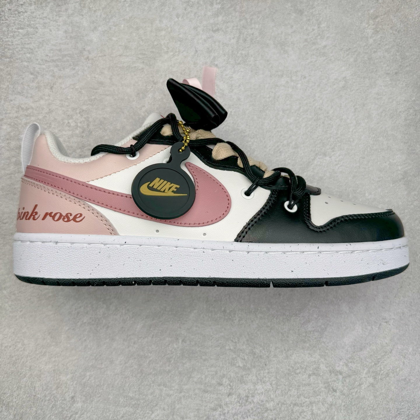 NK Court Borough Low CB2 低帮百搭透气休闲运动板鞋 绑带解构风定制配色 原数据独家私模大底 经典耐用的设计 兼顾舒适脚感和出众风范 演绎匠心之作 结构性的支撑贴合感结合复古篮球设计 塑就场外全明星风范 尺码：36 36.5 37.5 38 38.5 39 40 40.5 41 42 42.5 43 44 44.5 45-选品中心