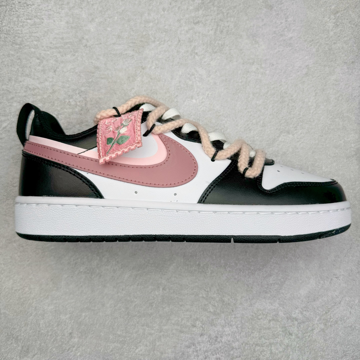 图片[10]-NK Court Borough Low CB2 低帮百搭透气休闲运动板鞋 绑带解构风定制配色 原数据独家私模大底 经典耐用的设计 兼顾舒适脚感和出众风范 演绎匠心之作 结构性的支撑贴合感结合复古篮球设计 塑就场外全明星风范 尺码：36 36.5 37.5 38 38.5 39 40 40.5 41 42 42.5 43 44 44.5 45-选品中心