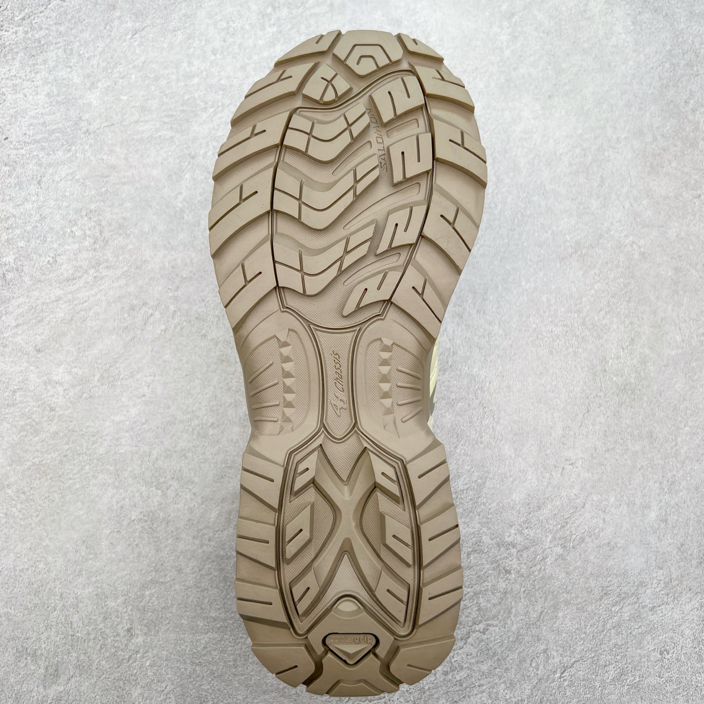 图片[9]-＃C版 Salomon XT-QUEST ADV 萨洛蒙潮流越野机能户外功能鞋 纯原外贸平台特供订单 耗时半年巨作 全套原纸板楦头开发 原厂特供网布配套加持 确保原汁原味 完美呈现版型 原档数据独家私模五层组合大底 男女鞋同步官方开发至46.5 原装Ortholite轻量化鞋垫 中底布带钢印编号 原厂TPU锁扣 进口港宝加持 后跟自然饱满 还原公司包裹性 基于 SALOMON 初代 XT 鞋身造型并搭载 4D ADVANCED CHASSIS™ 大底打造而成 为这款 XT-QUEST 带来了多项足部控制与保护等功能性 如在运动过程中控制左右晃动的过程而提高稳定性、改善长途越野过程中足中到足尖的过渡、提高感知岩石的精确度以抵抗尖锐物体对脚底的伤害以及采用动态缓冲来增强穿着舒适感 从而减轻疲劳感 使 XT-QUEST 成为一双舒适且安全的户外之履 尺码：36 36.5 37.5 38 38.5 39 40 40.5 41 42 42.5 43 44 44.5 45 46 46.5-选品中心