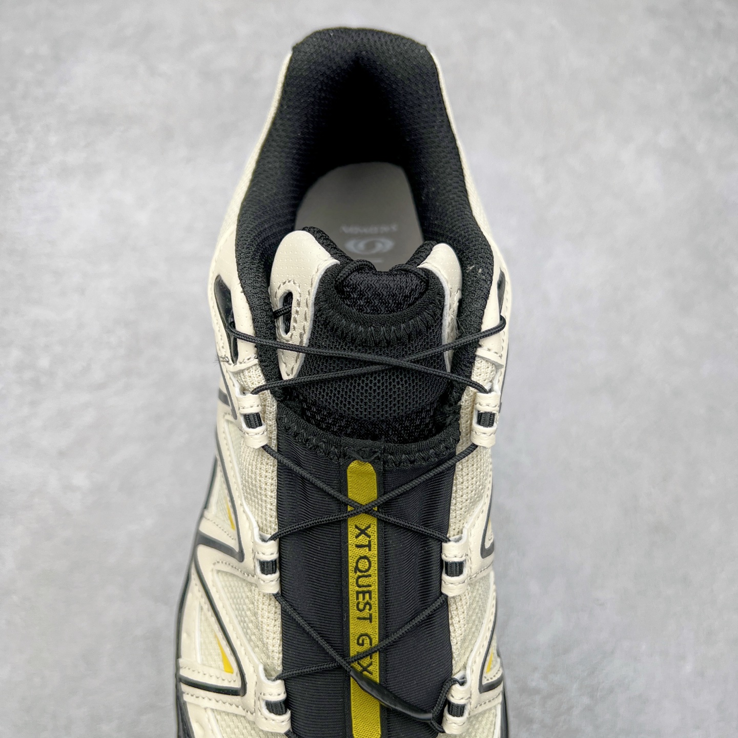 图片[5]-＃C版 Salomon XT-QUEST ADV 萨洛蒙潮流越野机能户外功能鞋 纯原外贸平台特供订单 耗时半年巨作 全套原纸板楦头开发 原厂特供网布配套加持 确保原汁原味 完美呈现版型 原档数据独家私模五层组合大底 男女鞋同步官方开发至46.5 原装Ortholite轻量化鞋垫 中底布带钢印编号 原厂TPU锁扣 进口港宝加持 后跟自然饱满 还原公司包裹性 基于 SALOMON 初代 XT 鞋身造型并搭载 4D ADVANCED CHASSIS™ 大底打造而成 为这款 XT-QUEST 带来了多项足部控制与保护等功能性 如在运动过程中控制左右晃动的过程而提高稳定性、改善长途越野过程中足中到足尖的过渡、提高感知岩石的精确度以抵抗尖锐物体对脚底的伤害以及采用动态缓冲来增强穿着舒适感 从而减轻疲劳感 使 XT-QUEST 成为一双舒适且安全的户外之履 尺码：36 36.5 37.5 38 38.5 39 40 40.5 41 42 42.5 43 44 44.5 45 46 46.5-选品中心