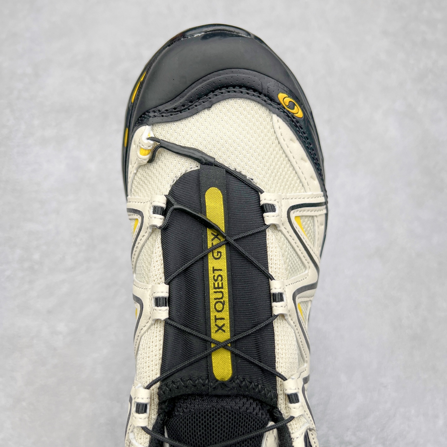 图片[4]-＃C版 Salomon XT-QUEST ADV 萨洛蒙潮流越野机能户外功能鞋 纯原外贸平台特供订单 耗时半年巨作 全套原纸板楦头开发 原厂特供网布配套加持 确保原汁原味 完美呈现版型 原档数据独家私模五层组合大底 男女鞋同步官方开发至46.5 原装Ortholite轻量化鞋垫 中底布带钢印编号 原厂TPU锁扣 进口港宝加持 后跟自然饱满 还原公司包裹性 基于 SALOMON 初代 XT 鞋身造型并搭载 4D ADVANCED CHASSIS™ 大底打造而成 为这款 XT-QUEST 带来了多项足部控制与保护等功能性 如在运动过程中控制左右晃动的过程而提高稳定性、改善长途越野过程中足中到足尖的过渡、提高感知岩石的精确度以抵抗尖锐物体对脚底的伤害以及采用动态缓冲来增强穿着舒适感 从而减轻疲劳感 使 XT-QUEST 成为一双舒适且安全的户外之履 尺码：36 36.5 37.5 38 38.5 39 40 40.5 41 42 42.5 43 44 44.5 45 46 46.5-选品中心