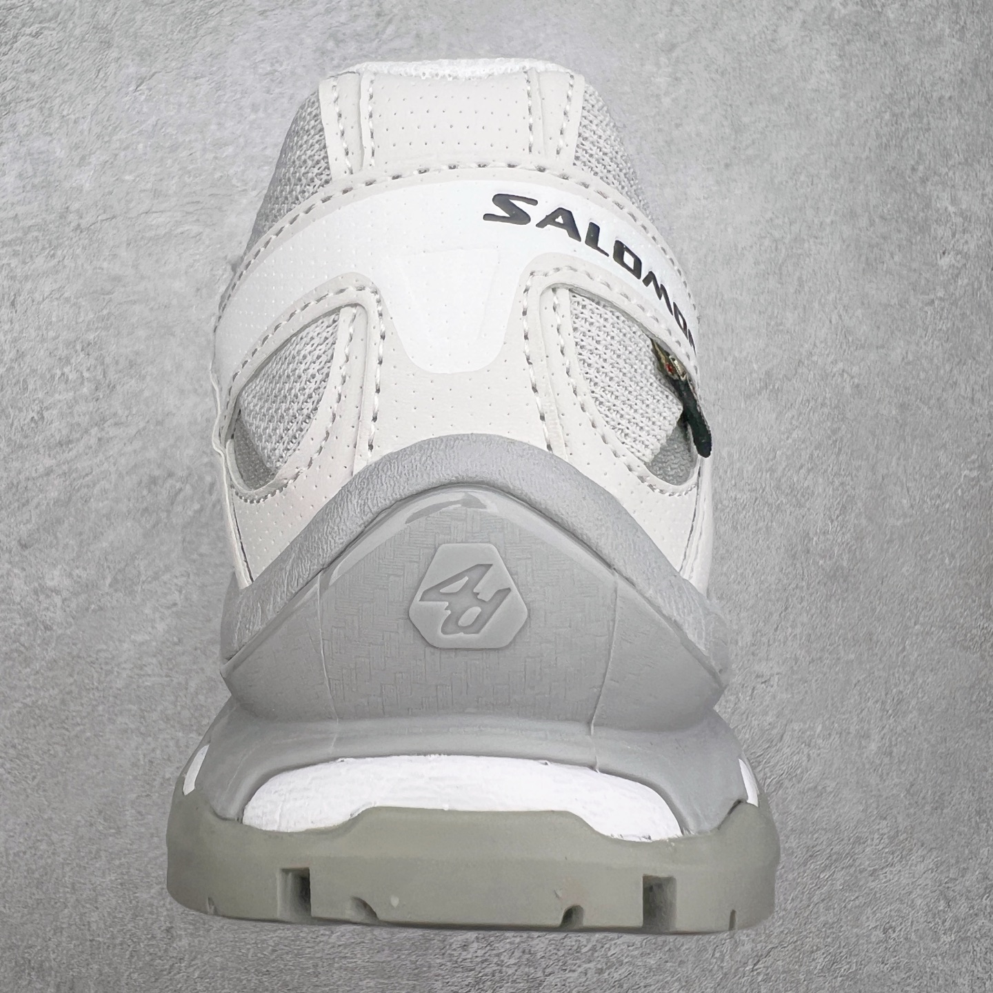 图片[8]-＃C版 Salomon XT-QUEST ADV 萨洛蒙潮流越野机能户外功能鞋 纯原外贸平台特供订单 耗时半年巨作 全套原纸板楦头开发 原厂特供网布配套加持 确保原汁原味 完美呈现版型 原档数据独家私模五层组合大底 男女鞋同步官方开发至46.5 原装Ortholite轻量化鞋垫 中底布带钢印编号 原厂TPU锁扣 进口港宝加持 后跟自然饱满 还原公司包裹性 基于 SALOMON 初代 XT 鞋身造型并搭载 4D ADVANCED CHASSIS™ 大底打造而成 为这款 XT-QUEST 带来了多项足部控制与保护等功能性 如在运动过程中控制左右晃动的过程而提高稳定性、改善长途越野过程中足中到足尖的过渡、提高感知岩石的精确度以抵抗尖锐物体对脚底的伤害以及采用动态缓冲来增强穿着舒适感 从而减轻疲劳感 使 XT-QUEST 成为一双舒适且安全的户外之履 尺码：36 36.5 37.5 38 38.5 39 40 40.5 41 42 42.5 43 44 44.5 45 46 46.5-选品中心