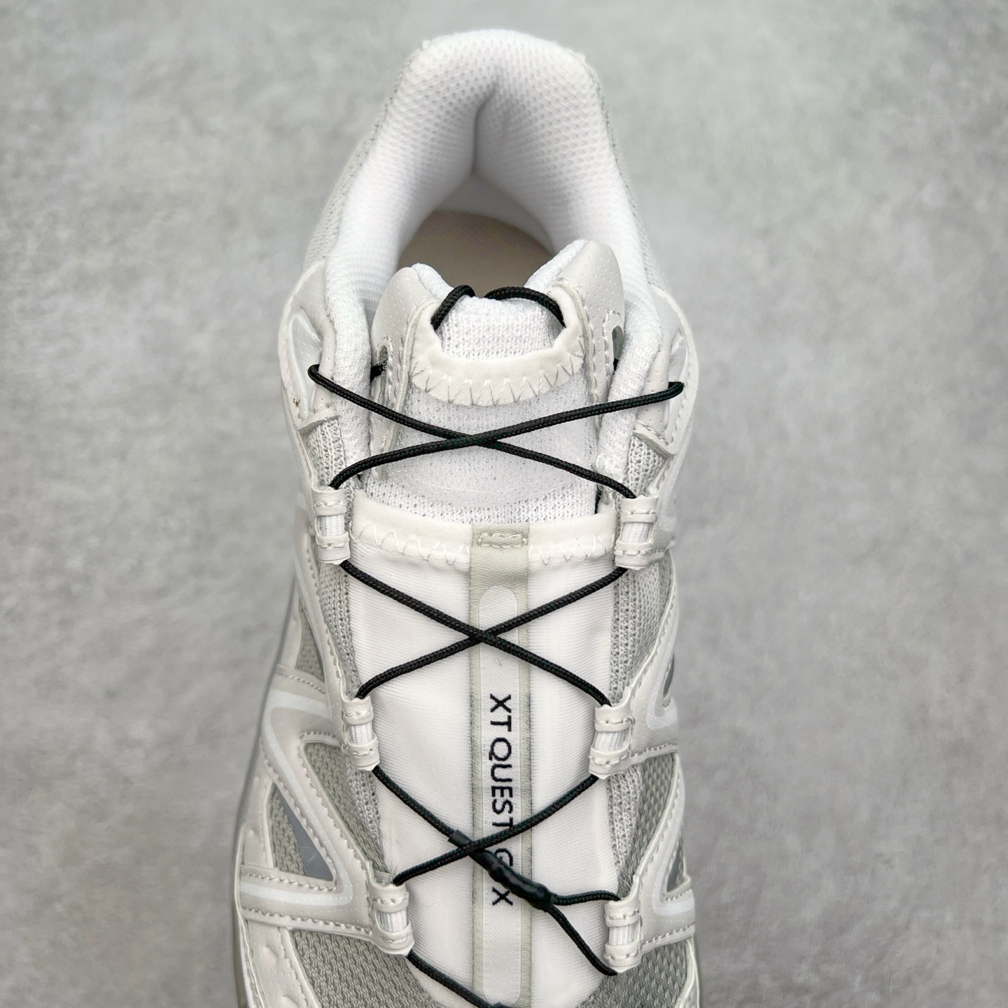 图片[5]-＃C版 Salomon XT-QUEST ADV 萨洛蒙潮流越野机能户外功能鞋 纯原外贸平台特供订单 耗时半年巨作 全套原纸板楦头开发 原厂特供网布配套加持 确保原汁原味 完美呈现版型 原档数据独家私模五层组合大底 男女鞋同步官方开发至46.5 原装Ortholite轻量化鞋垫 中底布带钢印编号 原厂TPU锁扣 进口港宝加持 后跟自然饱满 还原公司包裹性 基于 SALOMON 初代 XT 鞋身造型并搭载 4D ADVANCED CHASSIS™ 大底打造而成 为这款 XT-QUEST 带来了多项足部控制与保护等功能性 如在运动过程中控制左右晃动的过程而提高稳定性、改善长途越野过程中足中到足尖的过渡、提高感知岩石的精确度以抵抗尖锐物体对脚底的伤害以及采用动态缓冲来增强穿着舒适感 从而减轻疲劳感 使 XT-QUEST 成为一双舒适且安全的户外之履 尺码：36 36.5 37.5 38 38.5 39 40 40.5 41 42 42.5 43 44 44.5 45 46 46.5-选品中心