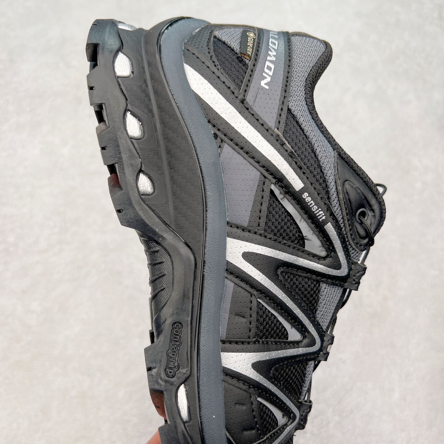 图片[6]-＃C版 Salomon XT-QUEST ADV 萨洛蒙潮流越野机能户外功能鞋 纯原外贸平台特供订单 耗时半年巨作 全套原纸板楦头开发 原厂特供网布配套加持 确保原汁原味 完美呈现版型 原档数据独家私模五层组合大底 男女鞋同步官方开发至46.5 原装Ortholite轻量化鞋垫 中底布带钢印编号 原厂TPU锁扣 进口港宝加持 后跟自然饱满 还原公司包裹性 基于 SALOMON 初代 XT 鞋身造型并搭载 4D ADVANCED CHASSIS™ 大底打造而成 为这款 XT-QUEST 带来了多项足部控制与保护等功能性 如在运动过程中控制左右晃动的过程而提高稳定性、改善长途越野过程中足中到足尖的过渡、提高感知岩石的精确度以抵抗尖锐物体对脚底的伤害以及采用动态缓冲来增强穿着舒适感 从而减轻疲劳感 使 XT-QUEST 成为一双舒适且安全的户外之履 尺码：36 36.5 37.5 38 38.5 39 40 40.5 41 42 42.5 43 44 44.5 45 46 46.5-选品中心