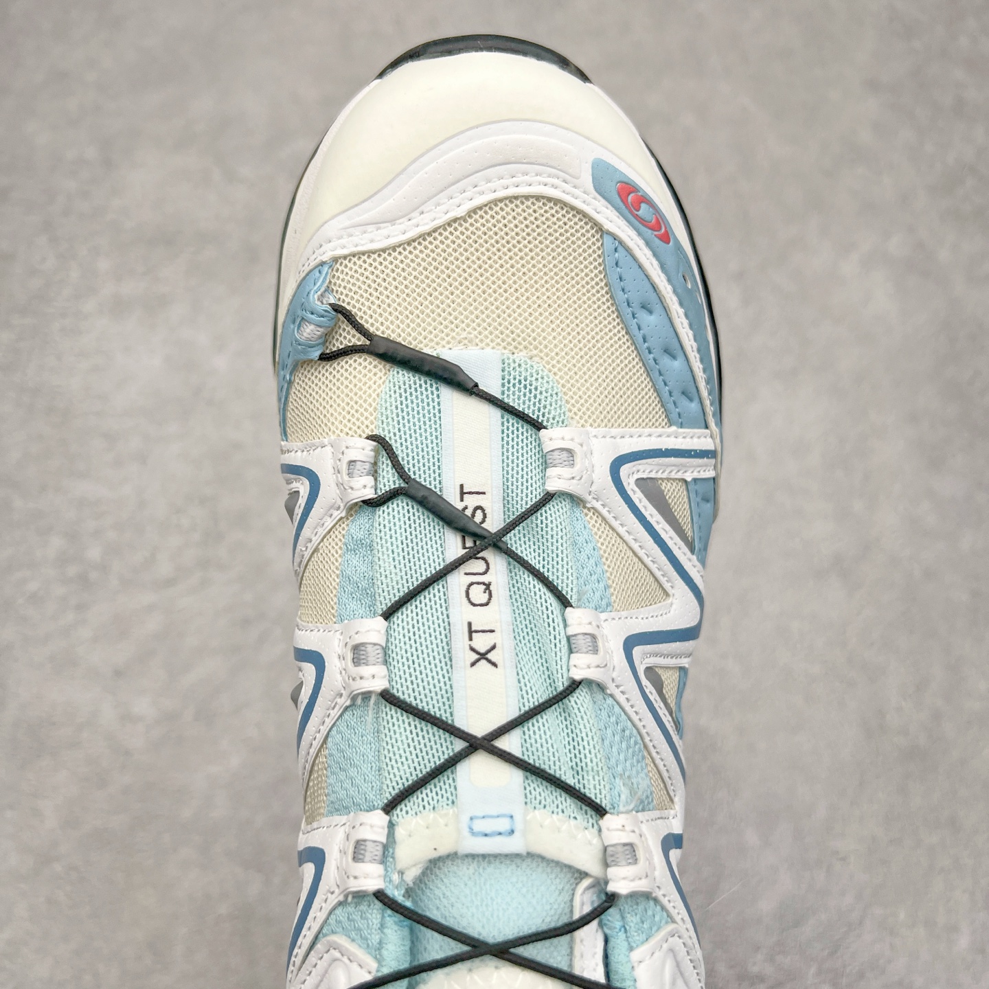 图片[4]-＃C版 Salomon XT-QUEST ADV 萨洛蒙潮流越野机能户外功能鞋 纯原外贸平台特供订单 耗时半年巨作 全套原纸板楦头开发 原厂特供网布配套加持 确保原汁原味 完美呈现版型 原档数据独家私模五层组合大底 男女鞋同步官方开发至46.5 原装Ortholite轻量化鞋垫 中底布带钢印编号 原厂TPU锁扣 进口港宝加持 后跟自然饱满 还原公司包裹性 基于 SALOMON 初代 XT 鞋身造型并搭载 4D ADVANCED CHASSIS™ 大底打造而成 为这款 XT-QUEST 带来了多项足部控制与保护等功能性 如在运动过程中控制左右晃动的过程而提高稳定性、改善长途越野过程中足中到足尖的过渡、提高感知岩石的精确度以抵抗尖锐物体对脚底的伤害以及采用动态缓冲来增强穿着舒适感 从而减轻疲劳感 使 XT-QUEST 成为一双舒适且安全的户外之履 尺码：36 36.5 37.5 38 38.5 39 40 40.5 41 42 42.5 43 44 44.5 45 46 46.5-选品中心