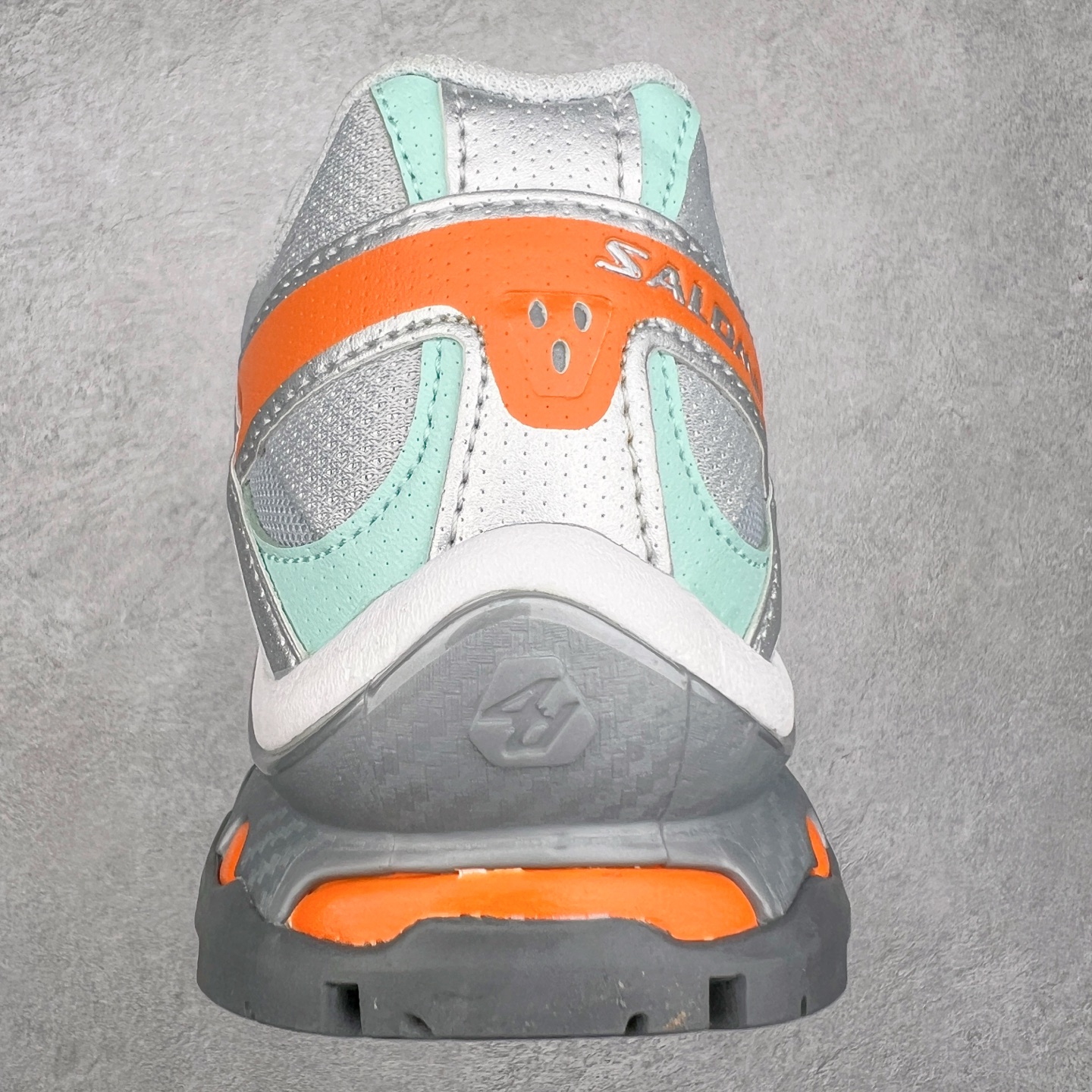 图片[8]-＃C版 Salomon XT-QUEST ADV 萨洛蒙潮流越野机能户外功能鞋 纯原外贸平台特供订单 耗时半年巨作 全套原纸板楦头开发 原厂特供网布配套加持 确保原汁原味 完美呈现版型 原档数据独家私模五层组合大底 男女鞋同步官方开发至46.5 原装Ortholite轻量化鞋垫 中底布带钢印编号 原厂TPU锁扣 进口港宝加持 后跟自然饱满 还原公司包裹性 基于 SALOMON 初代 XT 鞋身造型并搭载 4D ADVANCED CHASSIS™ 大底打造而成 为这款 XT-QUEST 带来了多项足部控制与保护等功能性 如在运动过程中控制左右晃动的过程而提高稳定性、改善长途越野过程中足中到足尖的过渡、提高感知岩石的精确度以抵抗尖锐物体对脚底的伤害以及采用动态缓冲来增强穿着舒适感 从而减轻疲劳感 使 XT-QUEST 成为一双舒适且安全的户外之履 尺码：36 36.5 37.5 38 38.5 39 40 40.5 41 42 42.5 43 44 44.5 45 46 46.5-选品中心