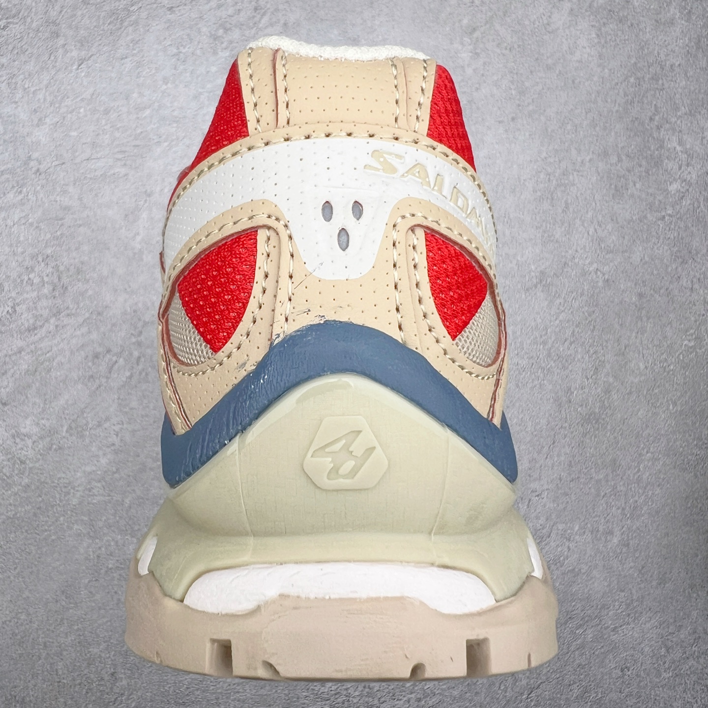 图片[8]-＃C版 Salomon XT-QUEST ADV 萨洛蒙潮流越野机能户外功能鞋 纯原外贸平台特供订单 耗时半年巨作 全套原纸板楦头开发 原厂特供网布配套加持 确保原汁原味 完美呈现版型 原档数据独家私模五层组合大底 男女鞋同步官方开发至46.5 原装Ortholite轻量化鞋垫 中底布带钢印编号 原厂TPU锁扣 进口港宝加持 后跟自然饱满 还原公司包裹性 基于 SALOMON 初代 XT 鞋身造型并搭载 4D ADVANCED CHASSIS™ 大底打造而成 为这款 XT-QUEST 带来了多项足部控制与保护等功能性 如在运动过程中控制左右晃动的过程而提高稳定性、改善长途越野过程中足中到足尖的过渡、提高感知岩石的精确度以抵抗尖锐物体对脚底的伤害以及采用动态缓冲来增强穿着舒适感 从而减轻疲劳感 使 XT-QUEST 成为一双舒适且安全的户外之履 尺码：36 36.5 37.5 38 38.5 39 40 40.5 41 42 42.5 43 44 44.5 45 46 46.5-选品中心