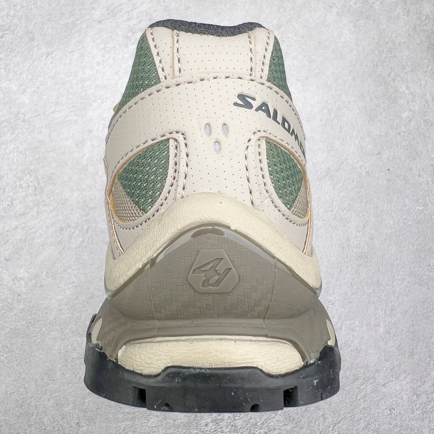 图片[8]-＃C版 Salomon XT-QUEST ADV 萨洛蒙潮流越野机能户外功能鞋 纯原外贸平台特供订单 耗时半年巨作 全套原纸板楦头开发 原厂特供网布配套加持 确保原汁原味 完美呈现版型 原档数据独家私模五层组合大底 男女鞋同步官方开发至46.5 原装Ortholite轻量化鞋垫 中底布带钢印编号 原厂TPU锁扣 进口港宝加持 后跟自然饱满 还原公司包裹性 基于 SALOMON 初代 XT 鞋身造型并搭载 4D ADVANCED CHASSIS™ 大底打造而成 为这款 XT-QUEST 带来了多项足部控制与保护等功能性 如在运动过程中控制左右晃动的过程而提高稳定性、改善长途越野过程中足中到足尖的过渡、提高感知岩石的精确度以抵抗尖锐物体对脚底的伤害以及采用动态缓冲来增强穿着舒适感 从而减轻疲劳感 使 XT-QUEST 成为一双舒适且安全的户外之履 尺码：36 36.5 37.5 38 38.5 39 40 40.5 41 42 42.5 43 44 44.5 45 46 46.5-选品中心