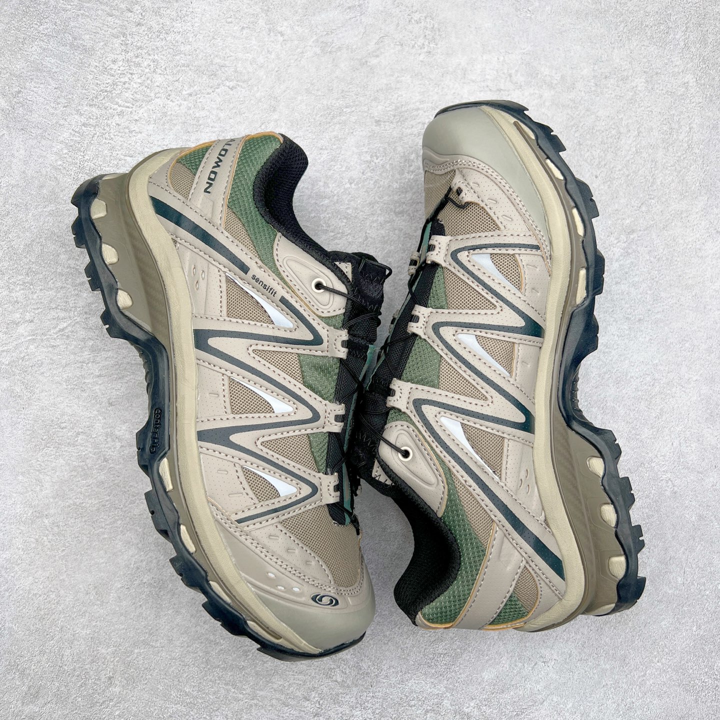 图片[3]-＃C版 Salomon XT-QUEST ADV 萨洛蒙潮流越野机能户外功能鞋 纯原外贸平台特供订单 耗时半年巨作 全套原纸板楦头开发 原厂特供网布配套加持 确保原汁原味 完美呈现版型 原档数据独家私模五层组合大底 男女鞋同步官方开发至46.5 原装Ortholite轻量化鞋垫 中底布带钢印编号 原厂TPU锁扣 进口港宝加持 后跟自然饱满 还原公司包裹性 基于 SALOMON 初代 XT 鞋身造型并搭载 4D ADVANCED CHASSIS™ 大底打造而成 为这款 XT-QUEST 带来了多项足部控制与保护等功能性 如在运动过程中控制左右晃动的过程而提高稳定性、改善长途越野过程中足中到足尖的过渡、提高感知岩石的精确度以抵抗尖锐物体对脚底的伤害以及采用动态缓冲来增强穿着舒适感 从而减轻疲劳感 使 XT-QUEST 成为一双舒适且安全的户外之履 尺码：36 36.5 37.5 38 38.5 39 40 40.5 41 42 42.5 43 44 44.5 45 46 46.5-选品中心