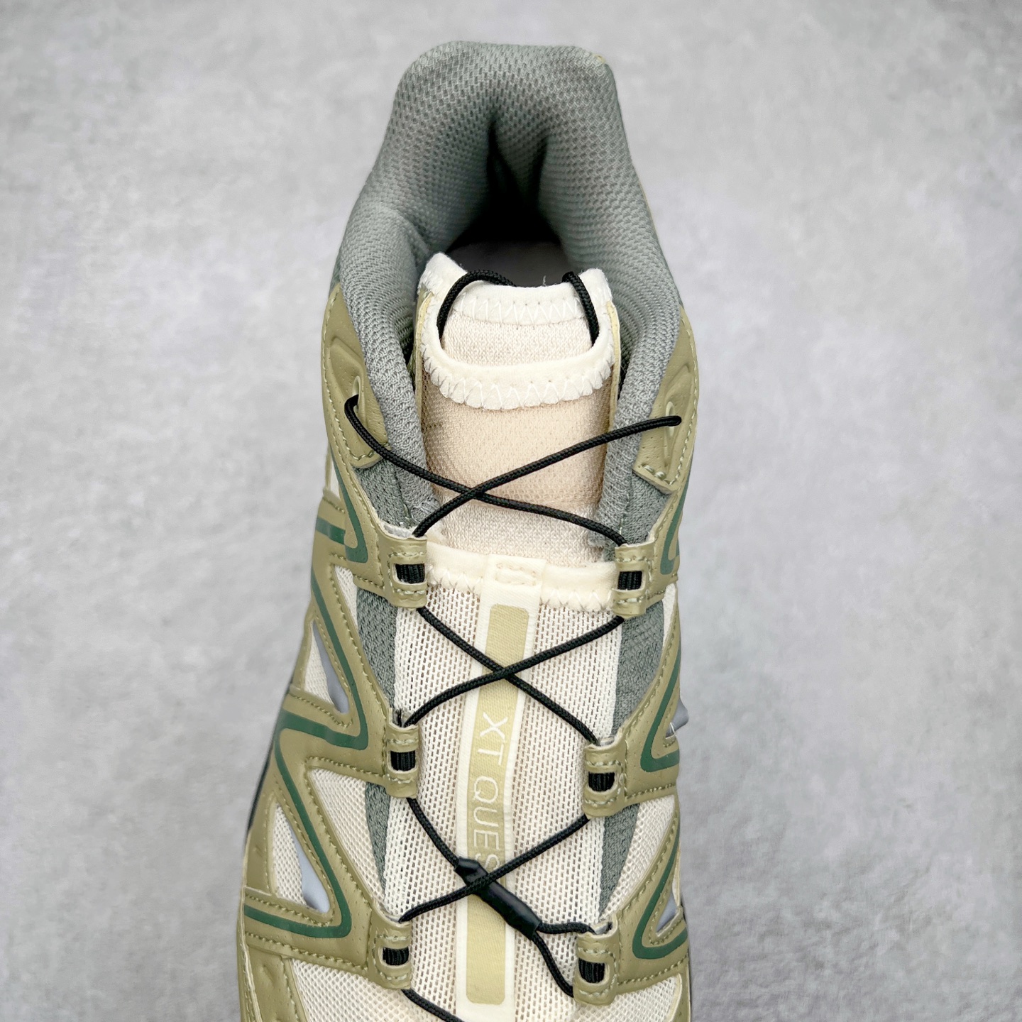 图片[5]-＃C版 Salomon XT-QUEST ADV 萨洛蒙潮流越野机能户外功能鞋 纯原外贸平台特供订单 耗时半年巨作 全套原纸板楦头开发 原厂特供网布配套加持 确保原汁原味 完美呈现版型 原档数据独家私模五层组合大底 男女鞋同步官方开发至46.5 原装Ortholite轻量化鞋垫 中底布带钢印编号 原厂TPU锁扣 进口港宝加持 后跟自然饱满 还原公司包裹性 基于 SALOMON 初代 XT 鞋身造型并搭载 4D ADVANCED CHASSIS™ 大底打造而成 为这款 XT-QUEST 带来了多项足部控制与保护等功能性 如在运动过程中控制左右晃动的过程而提高稳定性、改善长途越野过程中足中到足尖的过渡、提高感知岩石的精确度以抵抗尖锐物体对脚底的伤害以及采用动态缓冲来增强穿着舒适感 从而减轻疲劳感 使 XT-QUEST 成为一双舒适且安全的户外之履 尺码：36 36.5 37.5 38 38.5 39 40 40.5 41 42 42.5 43 44 44.5 45 46 46.5-选品中心