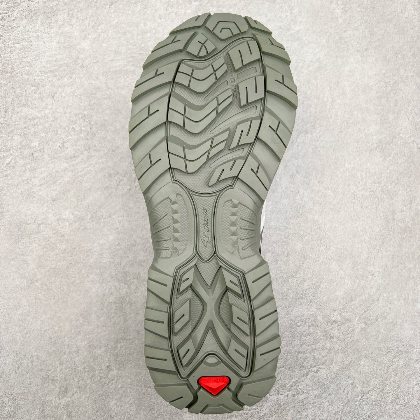 图片[9]-＃C版 Salomon XT-QUEST ADV 萨洛蒙潮流越野机能户外功能鞋 纯原外贸平台特供订单 耗时半年巨作 全套原纸板楦头开发 原厂特供网布配套加持 确保原汁原味 完美呈现版型 原档数据独家私模五层组合大底 男女鞋同步官方开发至46.5 原装Ortholite轻量化鞋垫 中底布带钢印编号 原厂TPU锁扣 进口港宝加持 后跟自然饱满 还原公司包裹性 基于 SALOMON 初代 XT 鞋身造型并搭载 4D ADVANCED CHASSIS™ 大底打造而成 为这款 XT-QUEST 带来了多项足部控制与保护等功能性 如在运动过程中控制左右晃动的过程而提高稳定性、改善长途越野过程中足中到足尖的过渡、提高感知岩石的精确度以抵抗尖锐物体对脚底的伤害以及采用动态缓冲来增强穿着舒适感 从而减轻疲劳感 使 XT-QUEST 成为一双舒适且安全的户外之履 尺码：36 36.5 37.5 38 38.5 39 40 40.5 41 42 42.5 43 44 44.5 45 46 46.5-选品中心