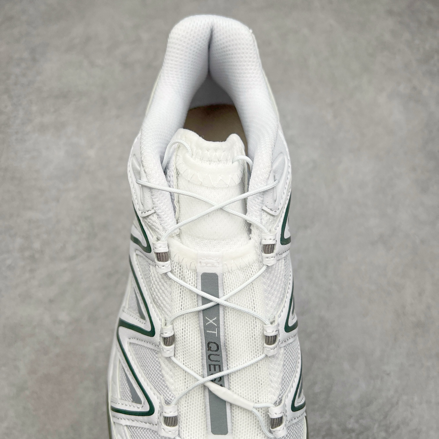 图片[5]-＃C版 Salomon XT-QUEST ADV 萨洛蒙潮流越野机能户外功能鞋 纯原外贸平台特供订单 耗时半年巨作 全套原纸板楦头开发 原厂特供网布配套加持 确保原汁原味 完美呈现版型 原档数据独家私模五层组合大底 男女鞋同步官方开发至46.5 原装Ortholite轻量化鞋垫 中底布带钢印编号 原厂TPU锁扣 进口港宝加持 后跟自然饱满 还原公司包裹性 基于 SALOMON 初代 XT 鞋身造型并搭载 4D ADVANCED CHASSIS™ 大底打造而成 为这款 XT-QUEST 带来了多项足部控制与保护等功能性 如在运动过程中控制左右晃动的过程而提高稳定性、改善长途越野过程中足中到足尖的过渡、提高感知岩石的精确度以抵抗尖锐物体对脚底的伤害以及采用动态缓冲来增强穿着舒适感 从而减轻疲劳感 使 XT-QUEST 成为一双舒适且安全的户外之履 尺码：36 36.5 37.5 38 38.5 39 40 40.5 41 42 42.5 43 44 44.5 45 46 46.5-选品中心