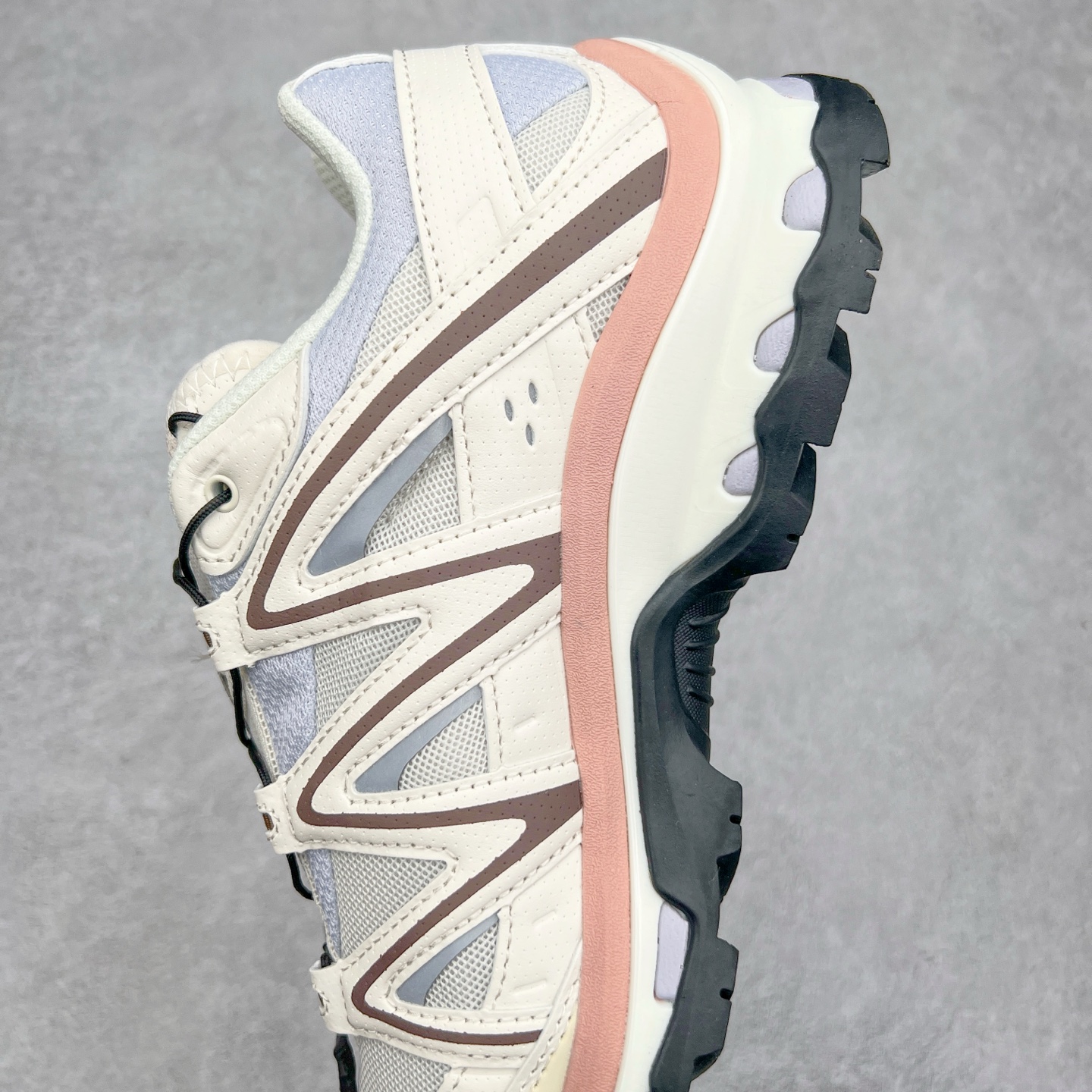 图片[7]-＃C版 Salomon XT-QUEST ADV 萨洛蒙潮流越野机能户外功能鞋 纯原外贸平台特供订单 耗时半年巨作 全套原纸板楦头开发 原厂特供网布配套加持 确保原汁原味 完美呈现版型 原档数据独家私模五层组合大底 男女鞋同步官方开发至46.5 原装Ortholite轻量化鞋垫 中底布带钢印编号 原厂TPU锁扣 进口港宝加持 后跟自然饱满 还原公司包裹性 基于 SALOMON 初代 XT 鞋身造型并搭载 4D ADVANCED CHASSIS™ 大底打造而成 为这款 XT-QUEST 带来了多项足部控制与保护等功能性 如在运动过程中控制左右晃动的过程而提高稳定性、改善长途越野过程中足中到足尖的过渡、提高感知岩石的精确度以抵抗尖锐物体对脚底的伤害以及采用动态缓冲来增强穿着舒适感 从而减轻疲劳感 使 XT-QUEST 成为一双舒适且安全的户外之履 尺码：36 36.5 37.5 38 38.5 39 40 40.5 41 42 42.5 43 44 44.5 45 46 46.5-选品中心