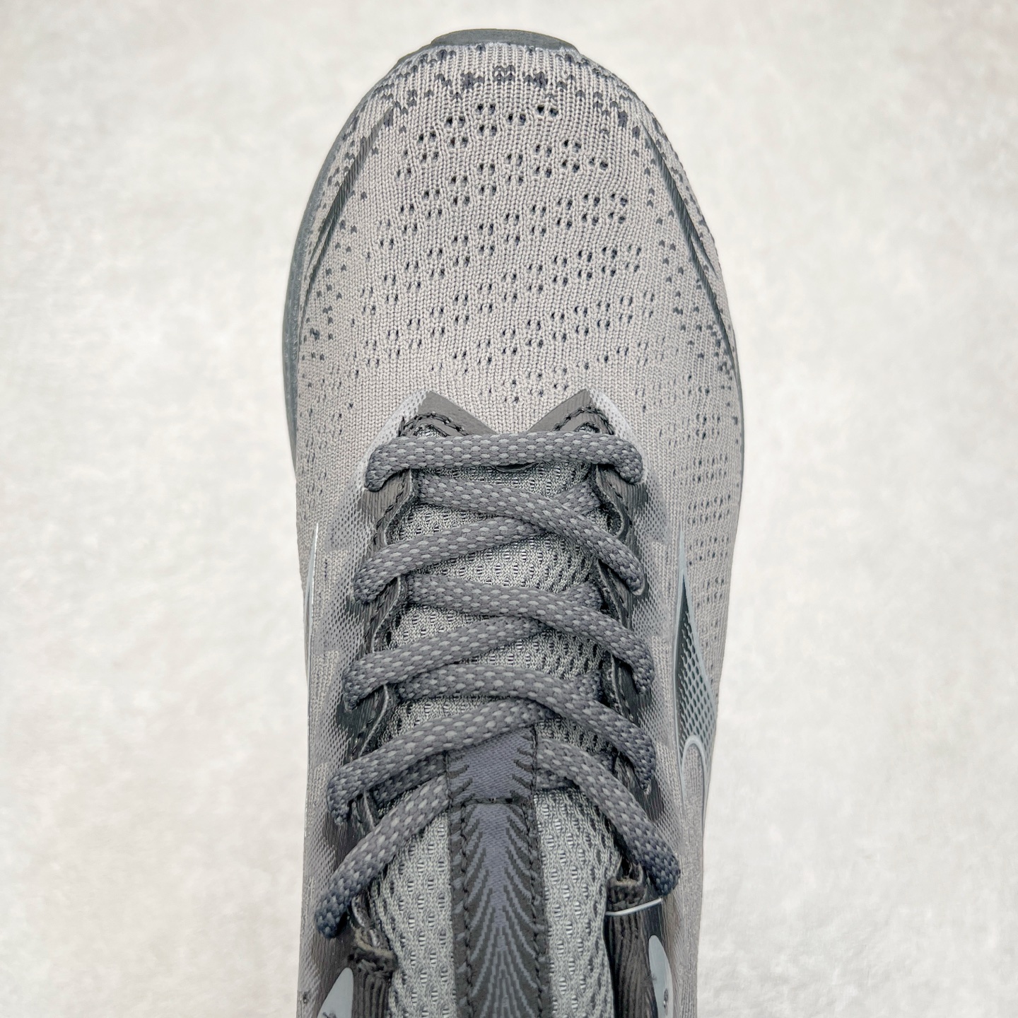 图片[4]-Mizuno Speed 2K 美津浓复古厚底织物合成革防滑耐磨透气低帮休闲跑步鞋 美津浓（Mizuno）是日本美津浓株式会社于1906年创立的运动品牌，经过一个多世纪的不断努力现已成为世界著名的运动器具、服装和鞋类生产商。美津浓力求服务于各类运动项目，并竭力使运动生活更加愉快和振奋。产品种类齐全，覆盖几乎全部主要运动项目，达到30万多个品类。尺码：36 36.5 37.5 38 38.5 39 40 40.5 41 42 42.5 43 44 44.5 45-选品中心