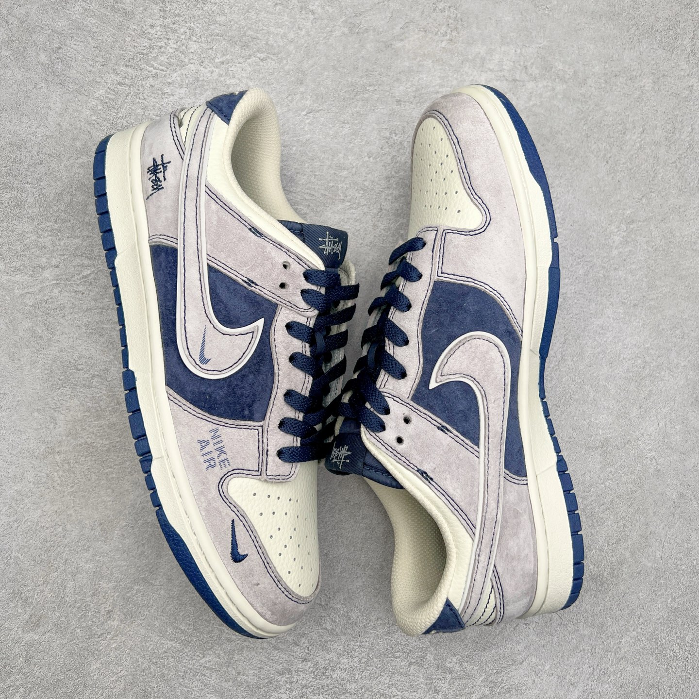 图片[3]-NK Dunk Low 定制配色 DJ2024-129 大厂出品 极力推荐 原装头层材料 独家版型蒸餾加工帶來的是更好的视觉和脚感体验大厂纯原品质出货 清洁度 电绣工艺 皮料切割干净无任何毛边 细节完美 尺码：36 36.5 37.5 38 38.5 39 40 40.5 41 42 42.5 43 44 44.5 45-选品中心