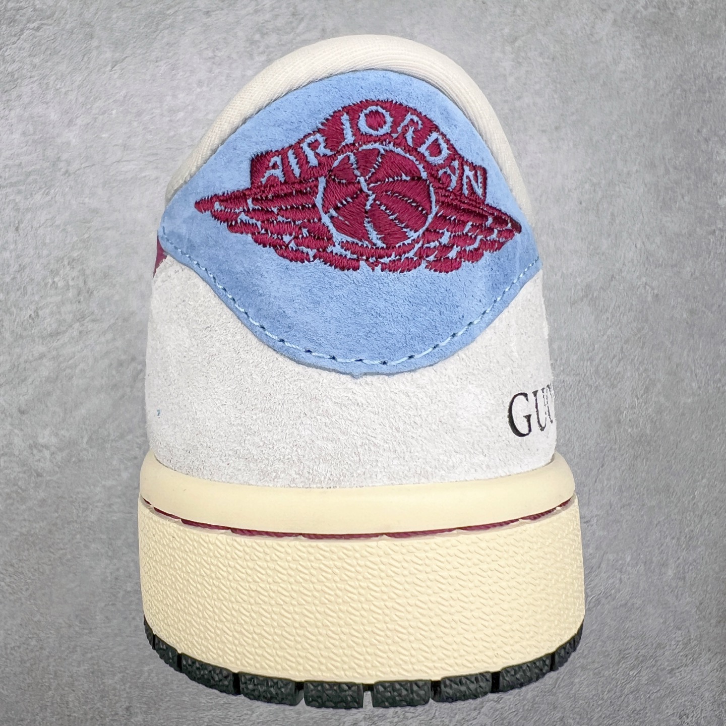 图片[8]-TS x Air Jordan AJ1 Low 倒钩低帮联名定制配色 CH6336-019 原厂内置气垫魔块 A模大底 头层小牛皮 鞋舌AJ原厂专用牛津布+AJ专用反口珍珠布+原厂无杂质高弹内里海棉+特殊封边弹力鞋带 尺码：36 36.5 37.5 38 38.5 39 40 40.5 41 42 42.5 43 44 44.5 45 46 47.5-选品中心