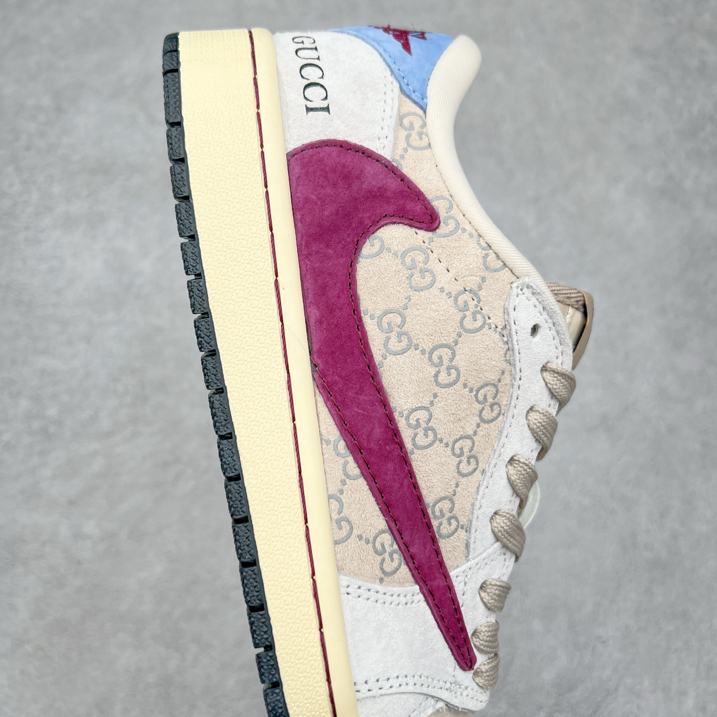 图片[6]-TS x Air Jordan AJ1 Low 倒钩低帮联名定制配色 CH6336-019 原厂内置气垫魔块 A模大底 头层小牛皮 鞋舌AJ原厂专用牛津布+AJ专用反口珍珠布+原厂无杂质高弹内里海棉+特殊封边弹力鞋带 尺码：36 36.5 37.5 38 38.5 39 40 40.5 41 42 42.5 43 44 44.5 45 46 47.5-选品中心