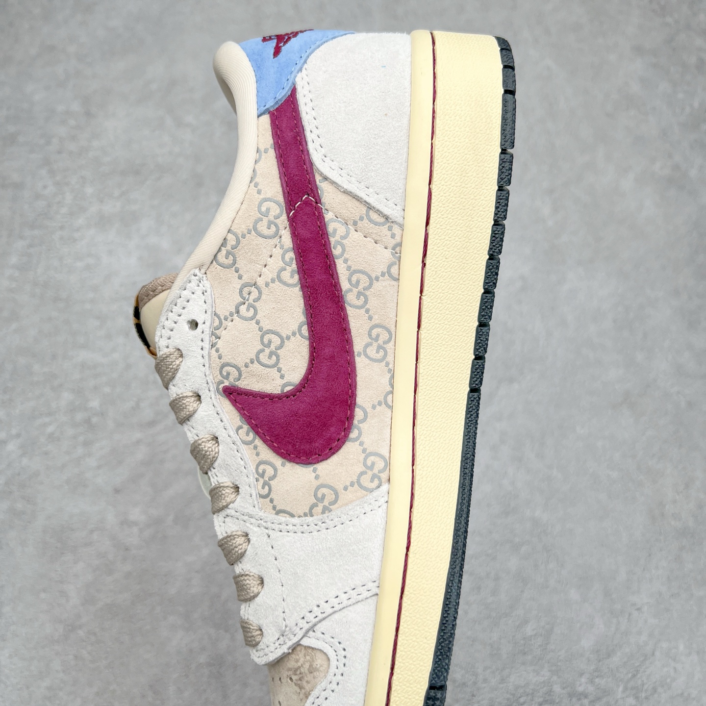 图片[7]-TS x Air Jordan AJ1 Low 倒钩低帮联名定制配色 CH6336-019 原厂内置气垫魔块 A模大底 头层小牛皮 鞋舌AJ原厂专用牛津布+AJ专用反口珍珠布+原厂无杂质高弹内里海棉+特殊封边弹力鞋带 尺码：36 36.5 37.5 38 38.5 39 40 40.5 41 42 42.5 43 44 44.5 45 46 47.5-选品中心